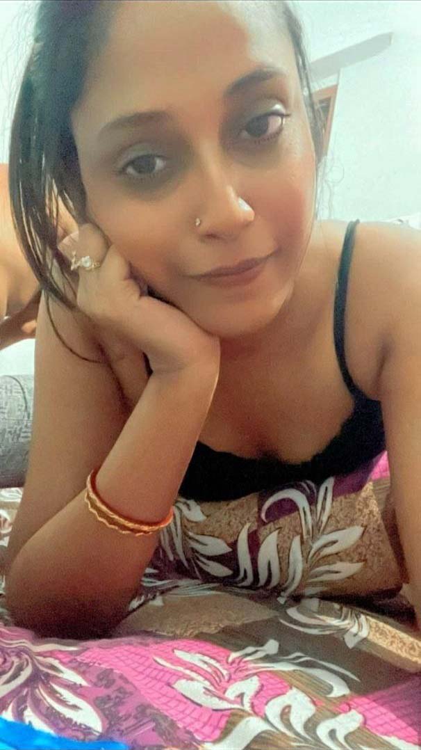 North Indian Girl Nude Captured by Boyfriend