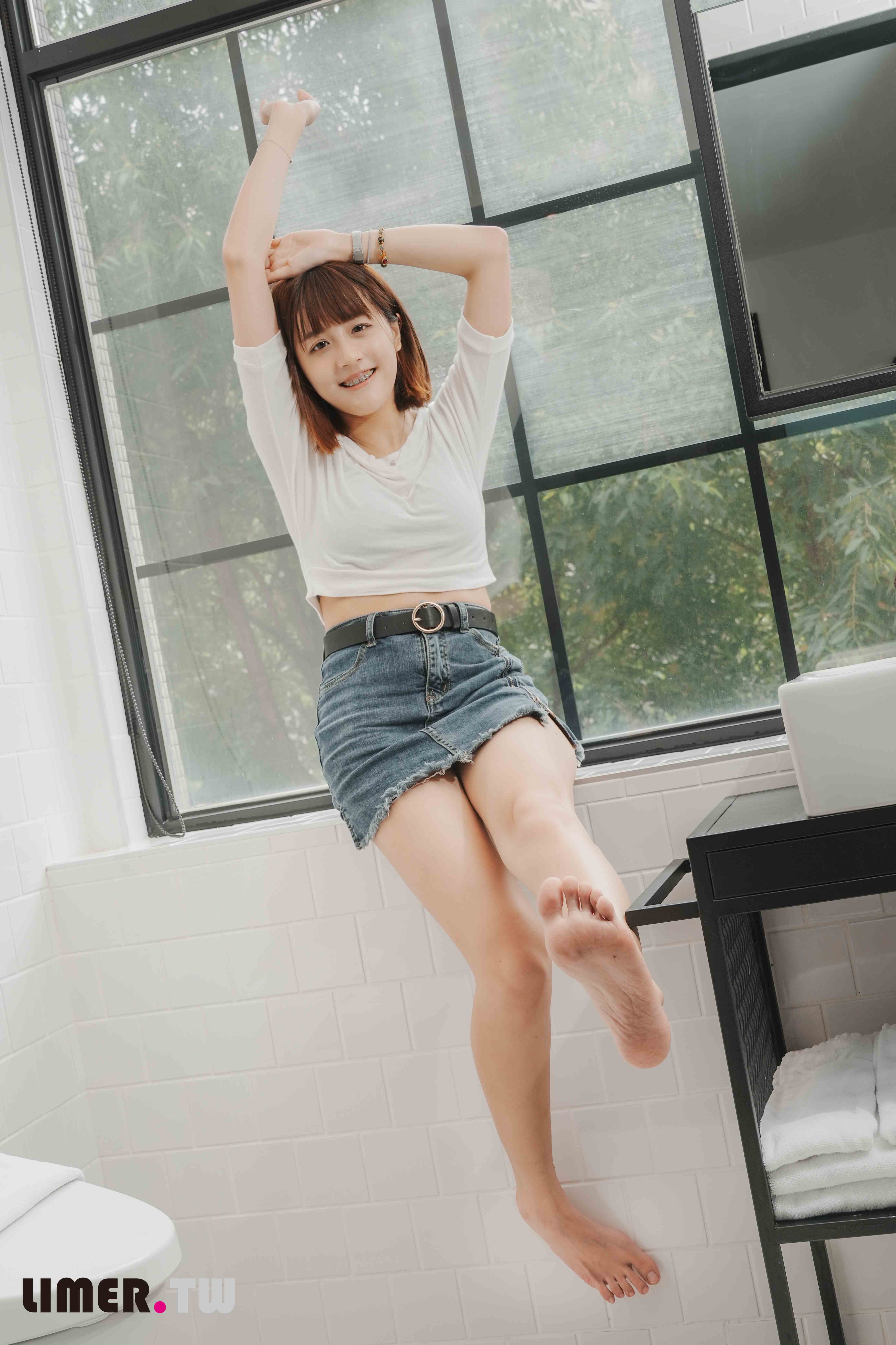 China Beauty Legs and feet 615