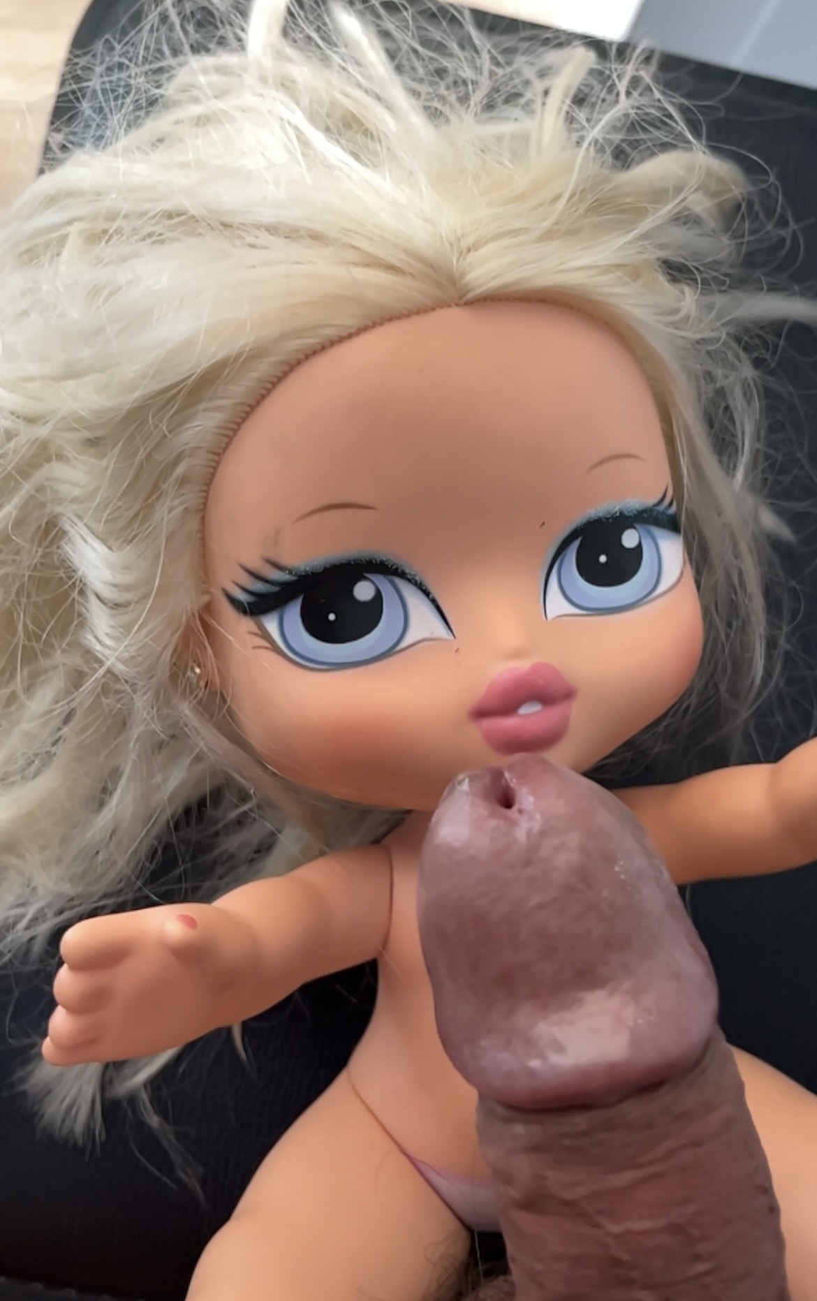 Smelly Blonde secondhand store doll cumshot