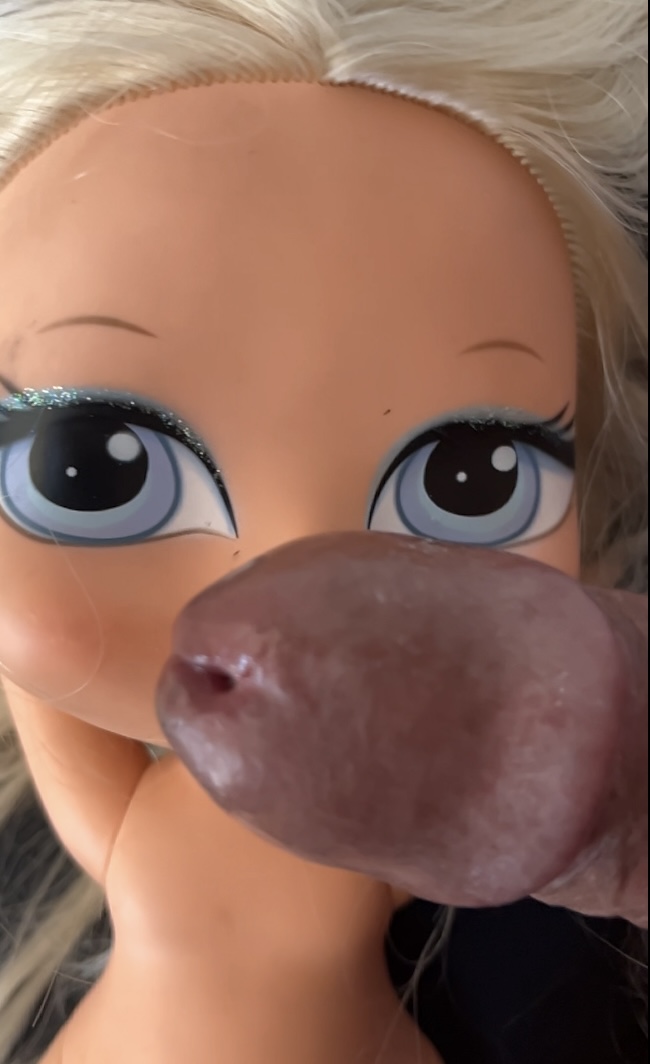 Smelly Blonde secondhand store doll cumshot