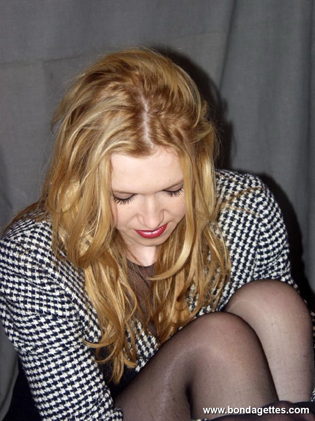 Hot girl in bondage 110