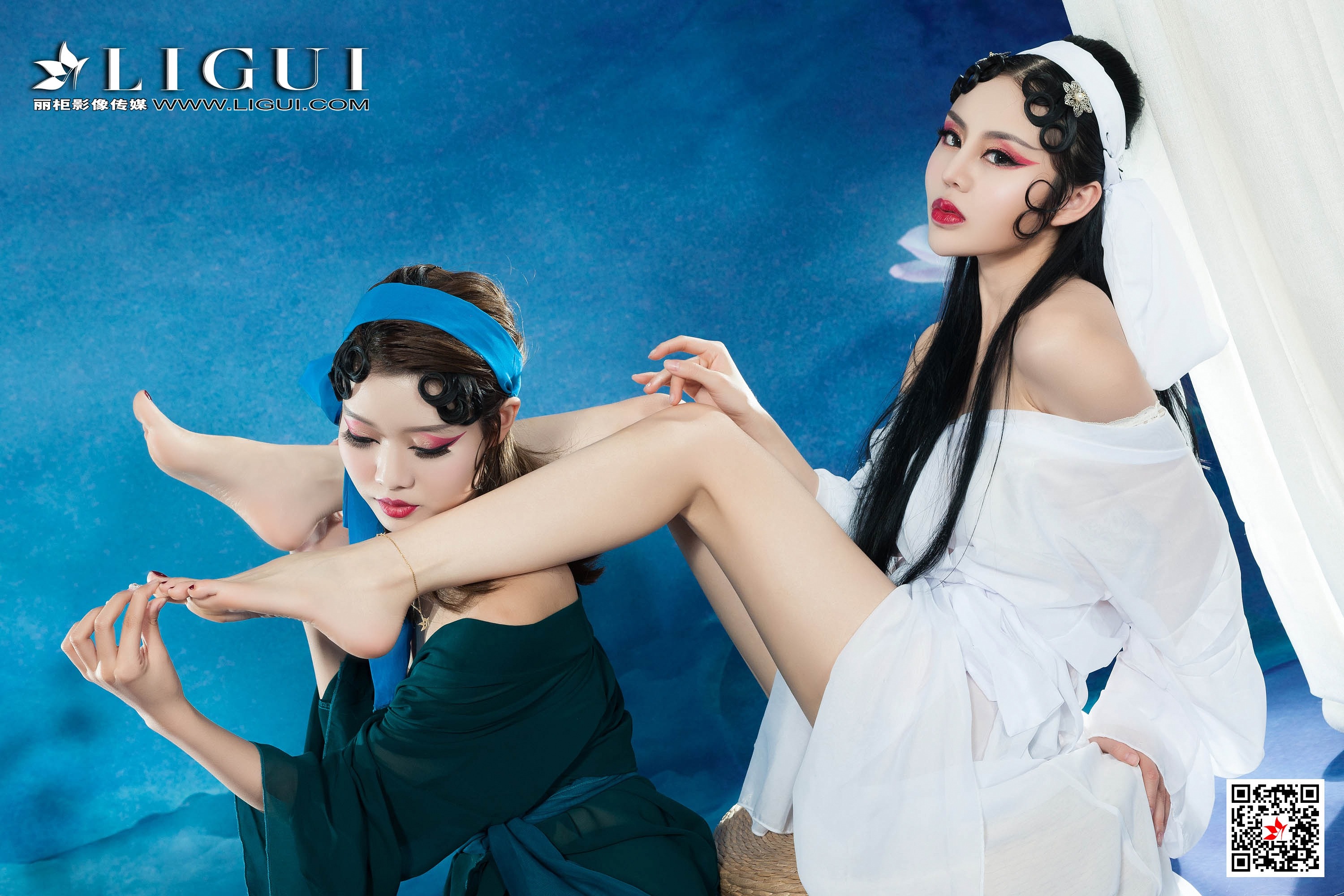 Foot Fetish Twin Flowers 53