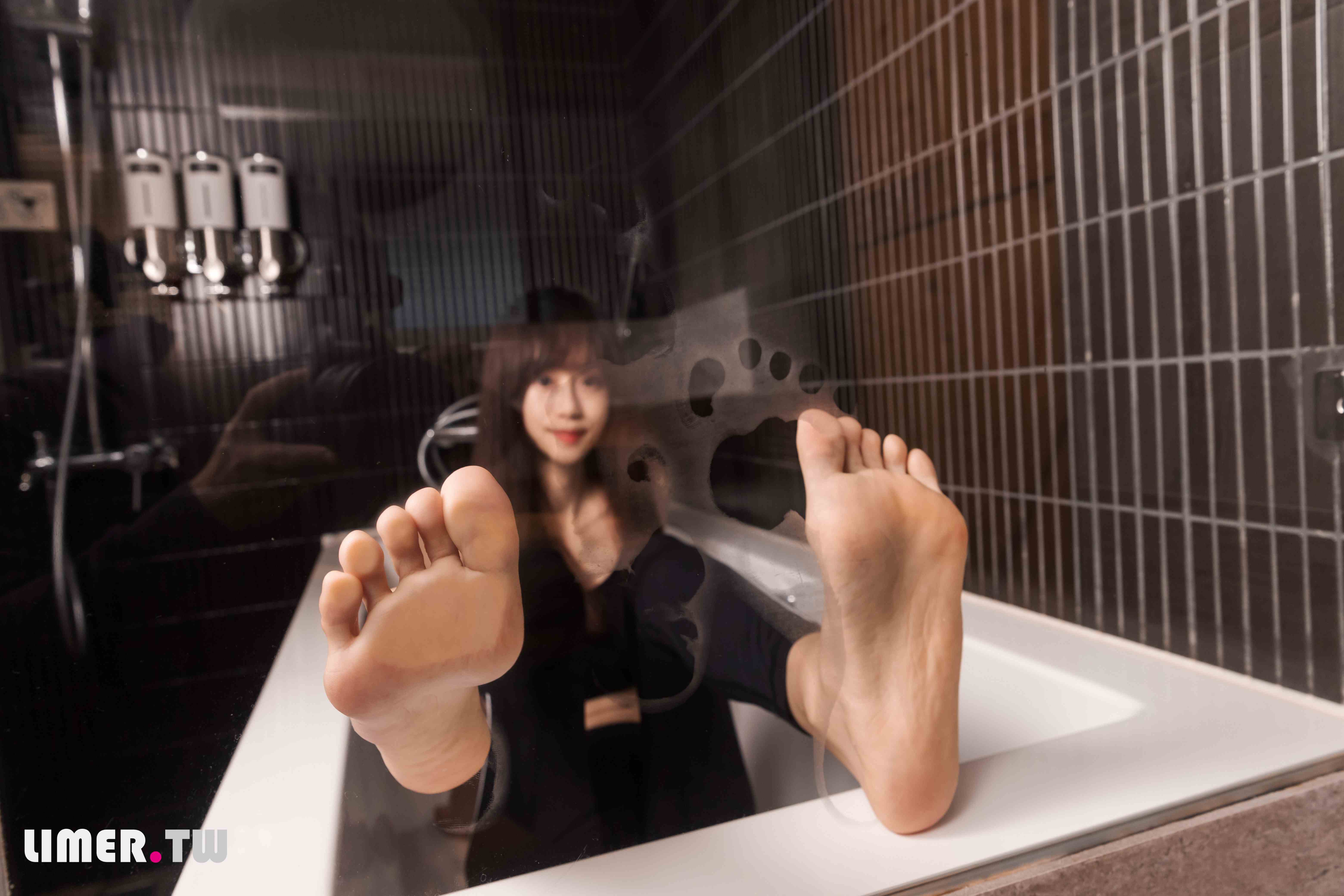 China Beauty Legs and feet 617