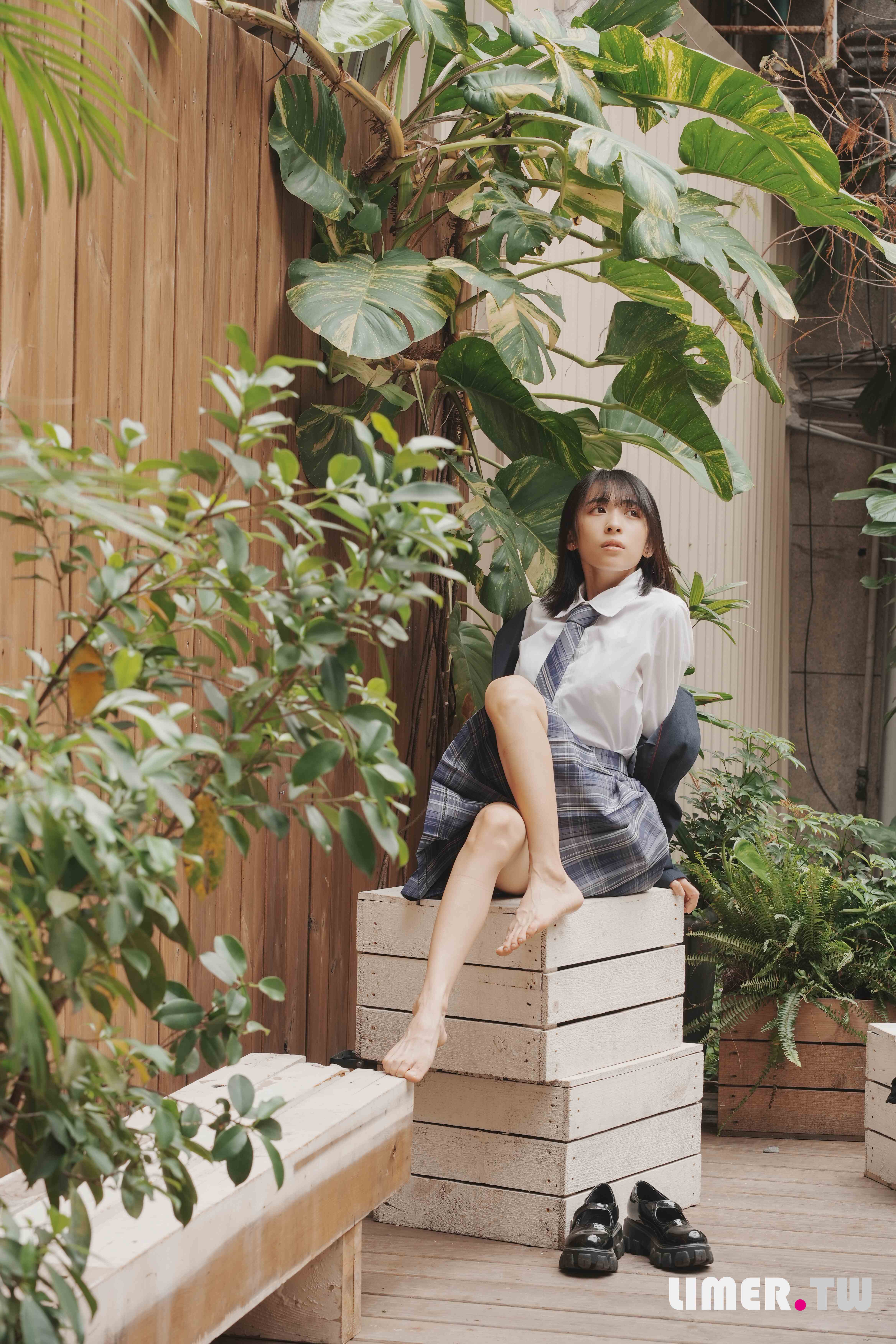 China Beauty Legs and feet 618