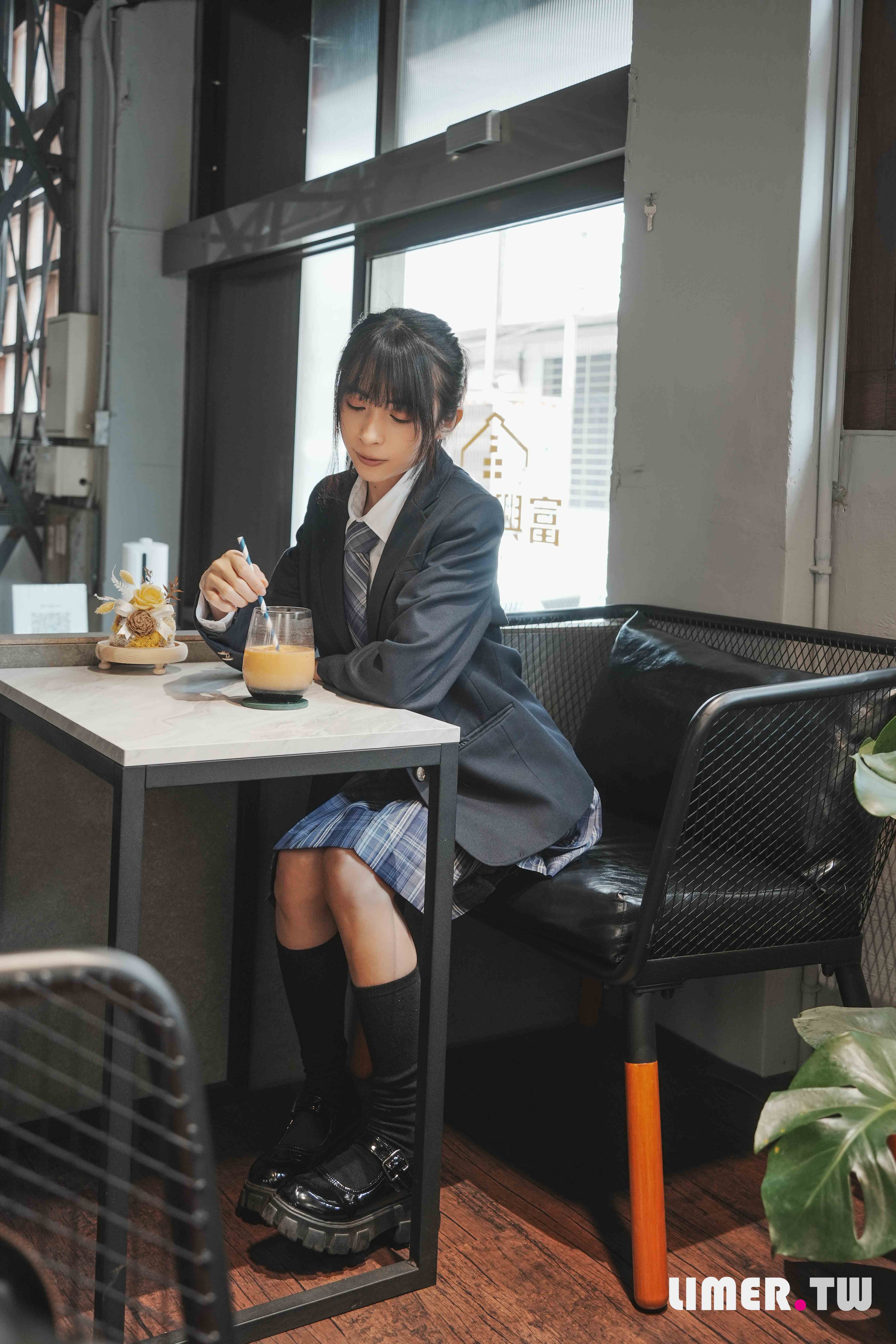 China Beauty Legs and feet 618