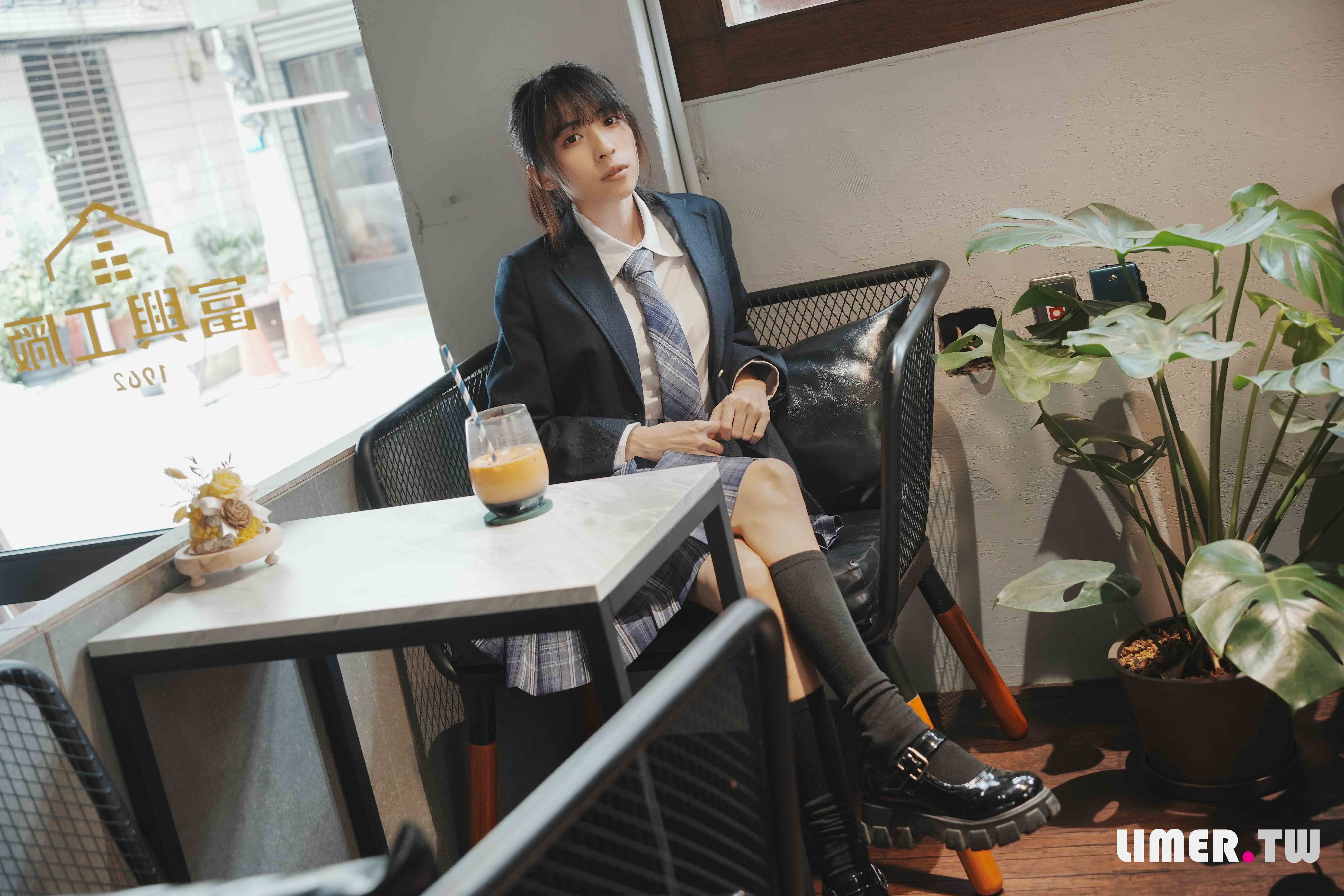 China Beauty Legs and feet 618