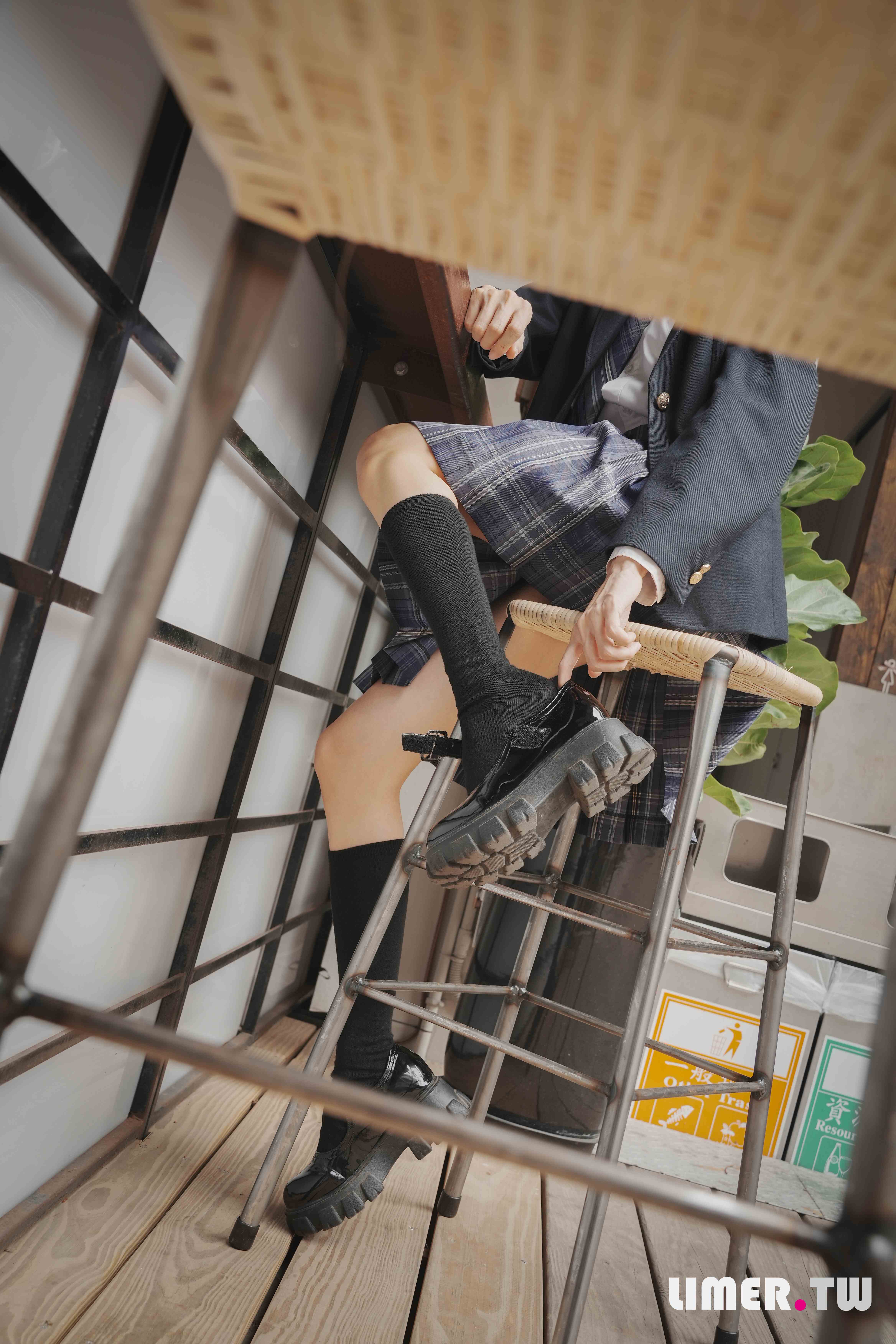 China Beauty Legs and feet 618