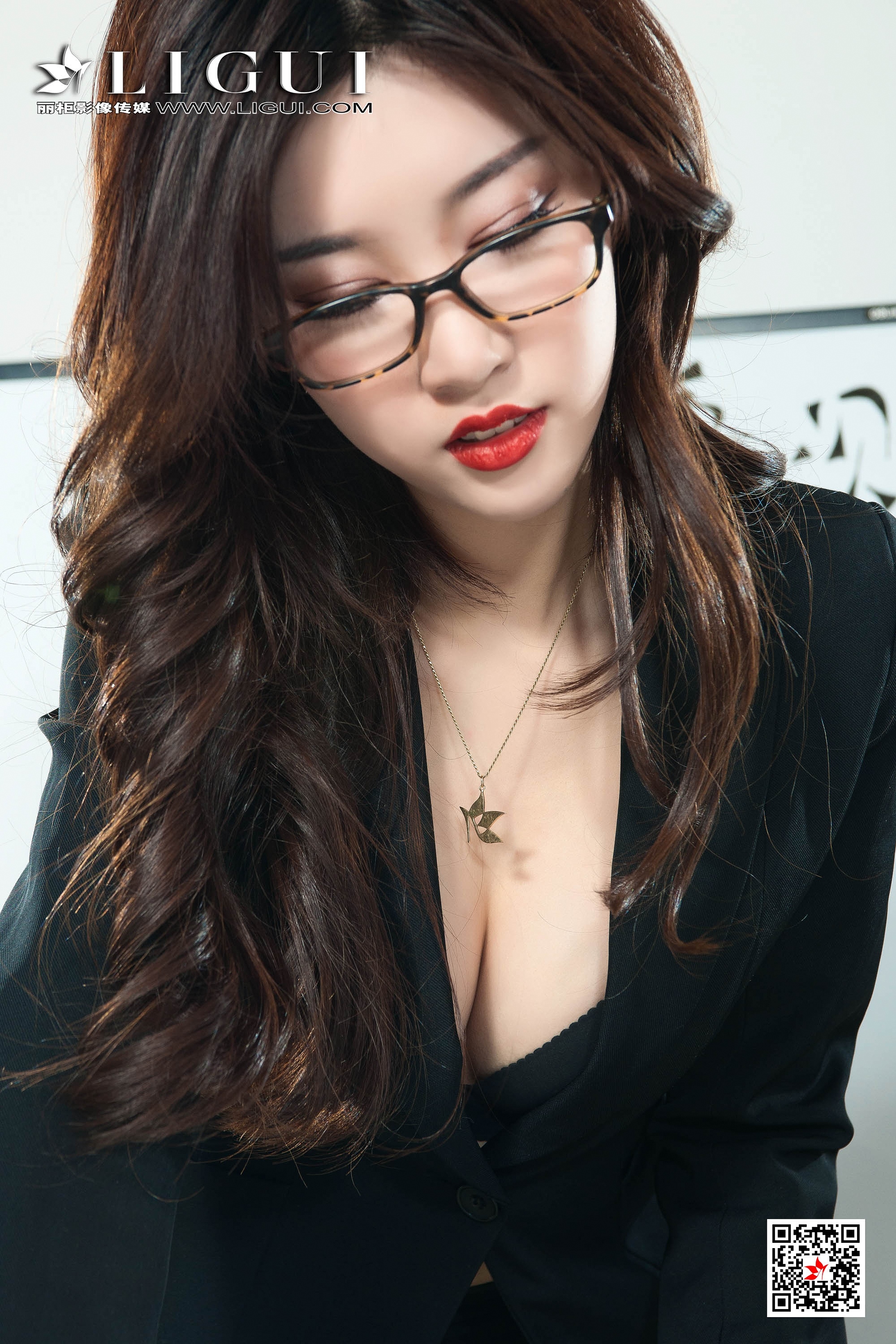 Foot Fetish Twin Flowers 54