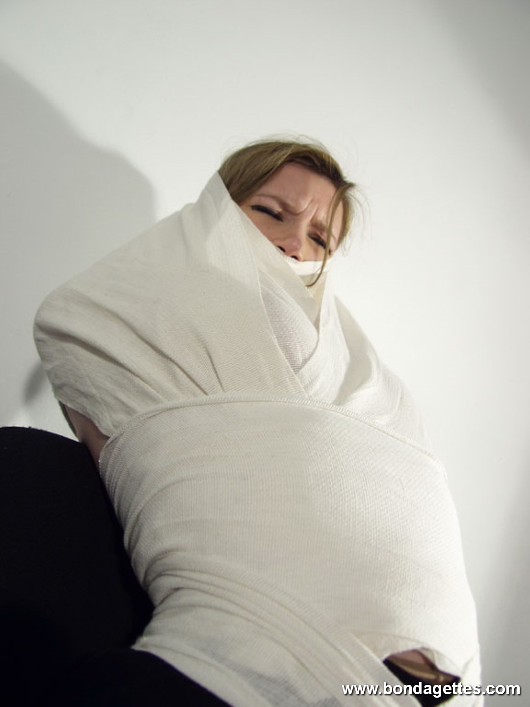 Hot girl in bondage 117