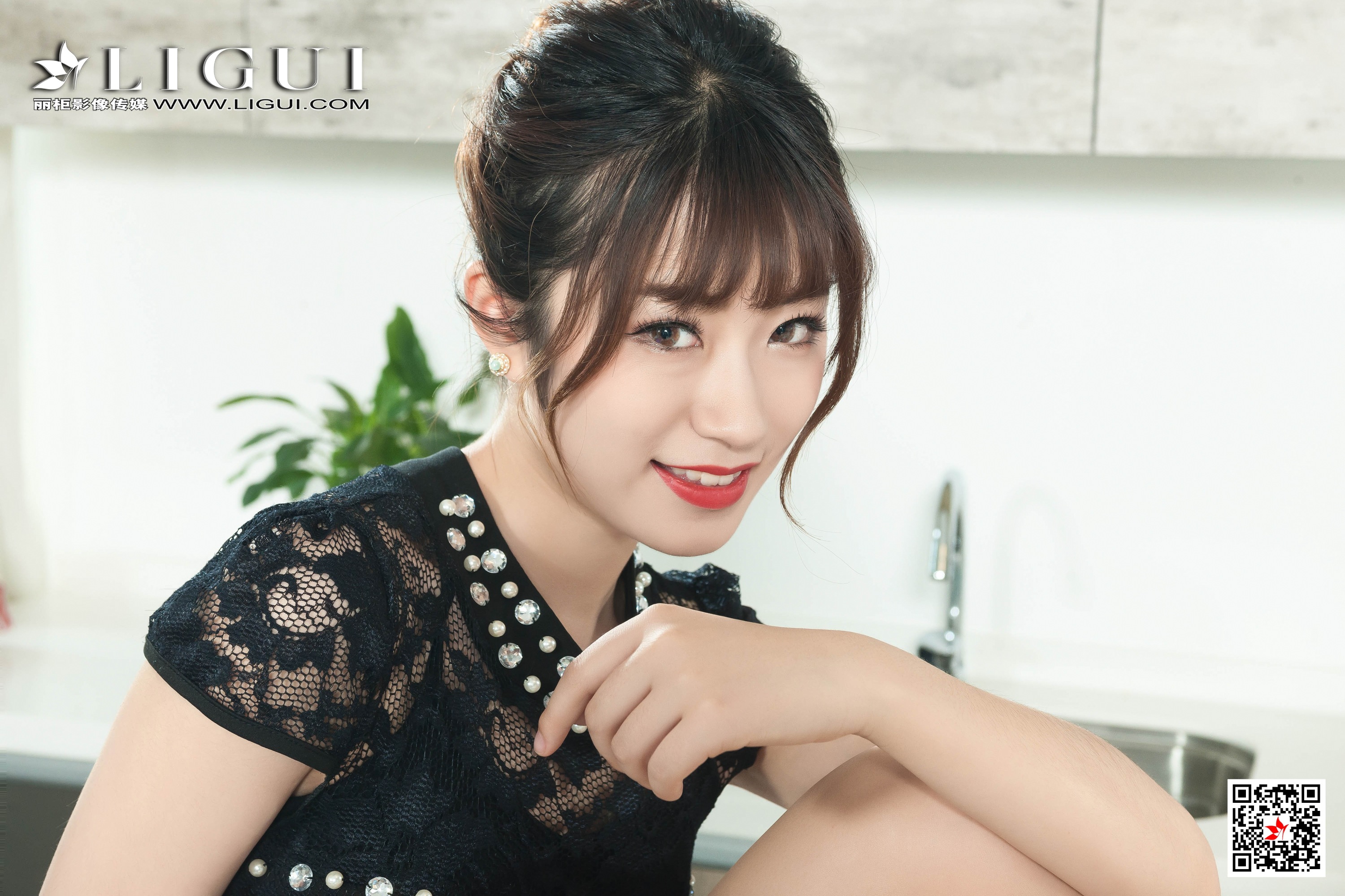 Foot Fetish Twin Flowers 56