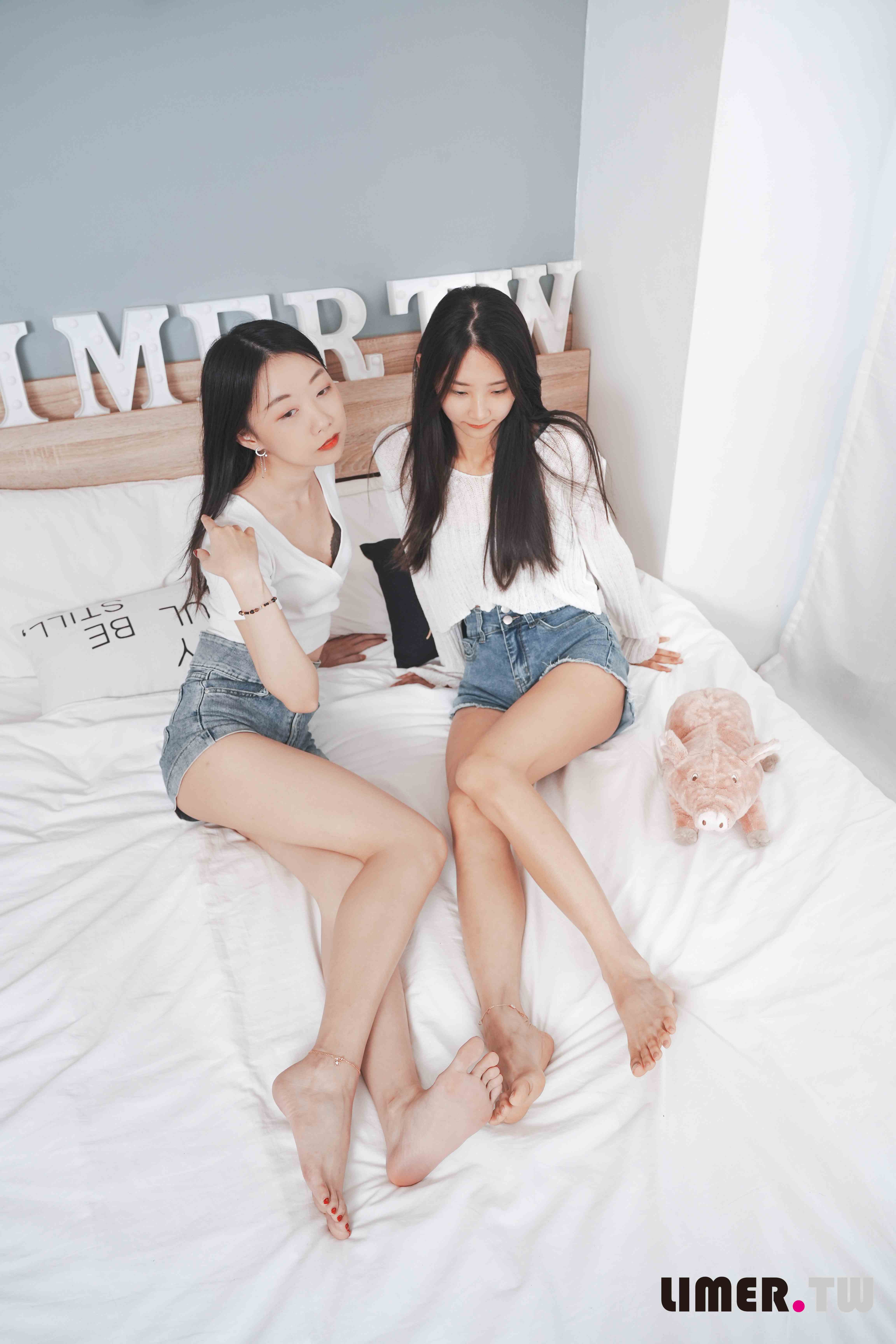 China Beauty Legs and feet 619