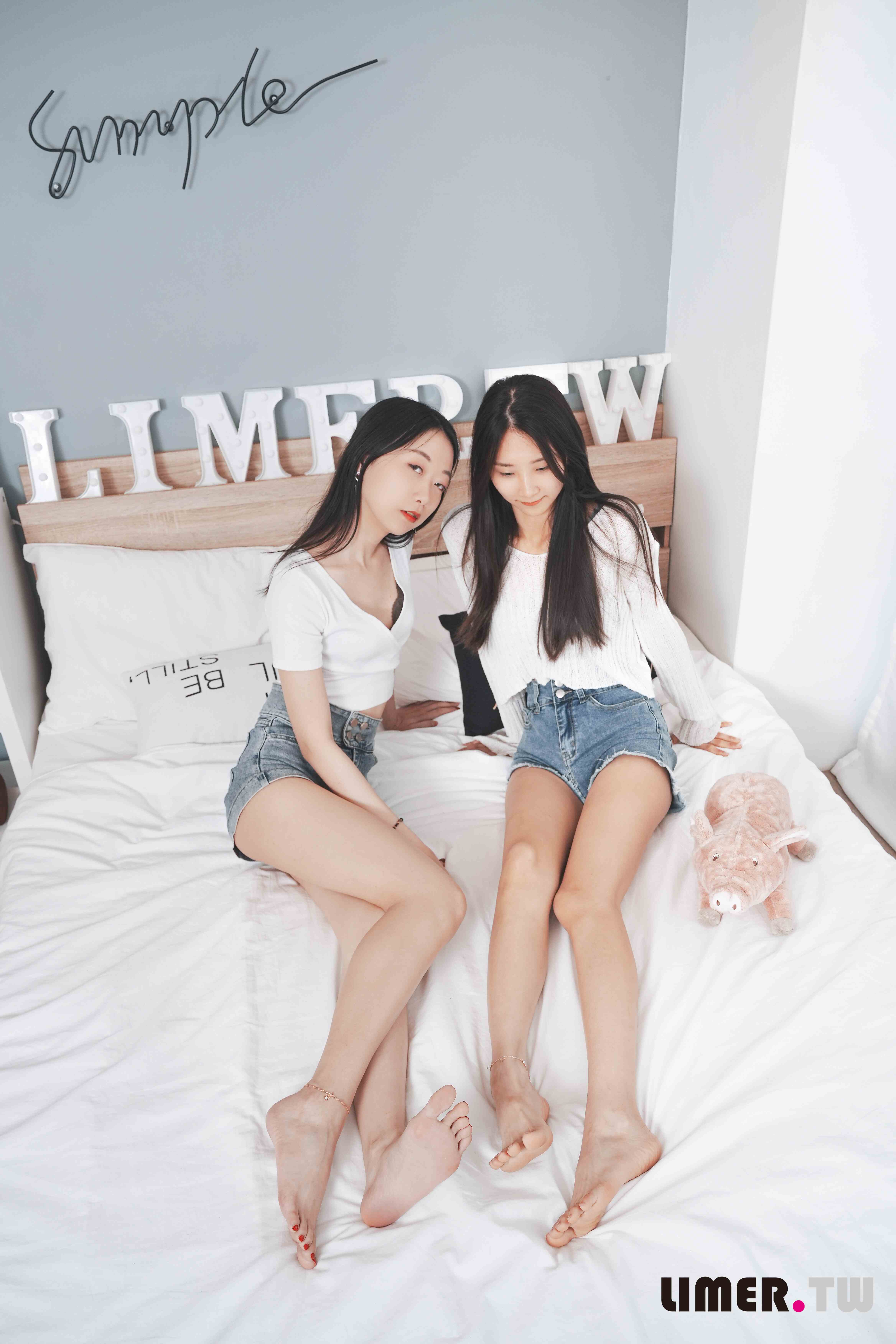 China Beauty Legs and feet 619