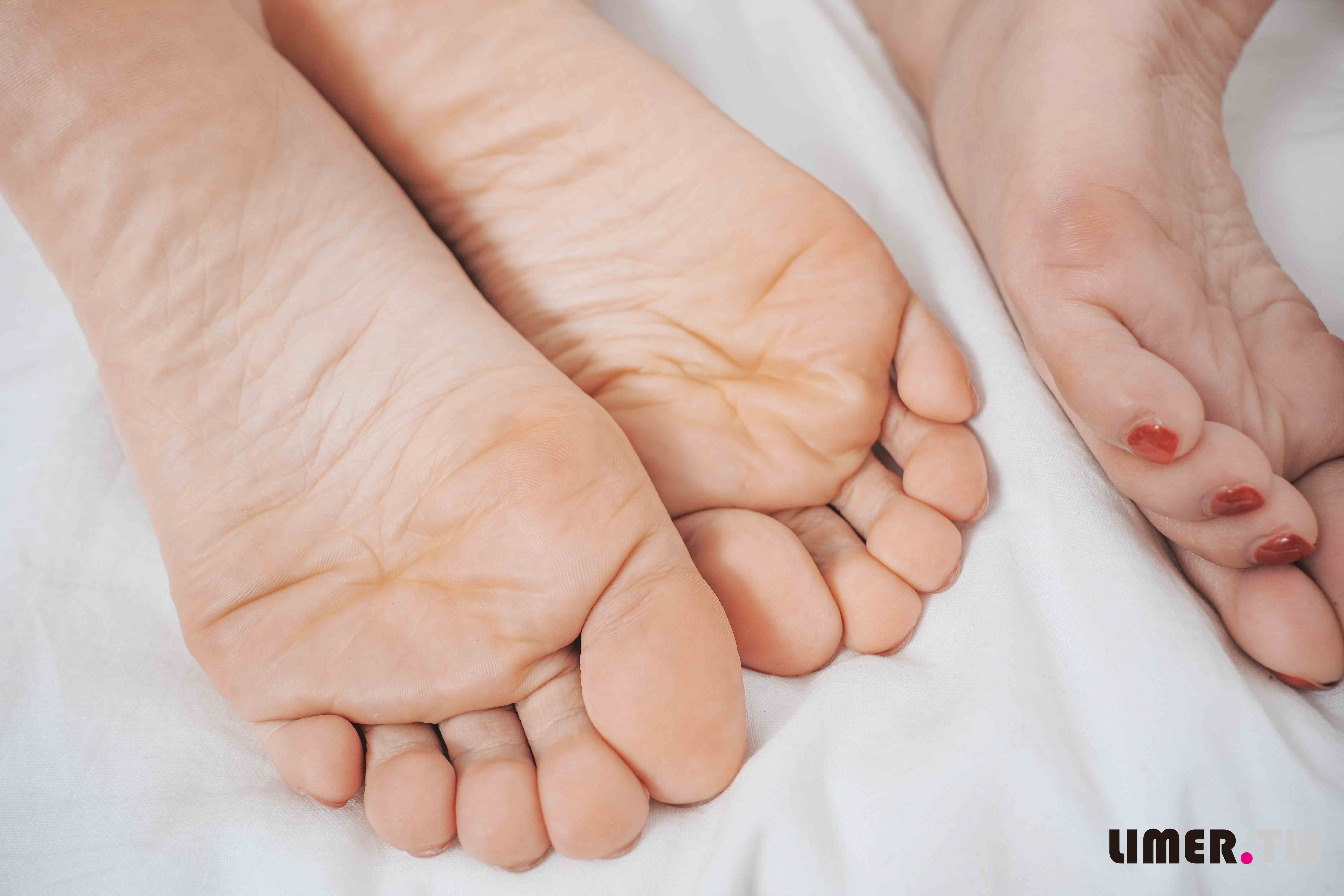 China Beauty Legs and feet 619