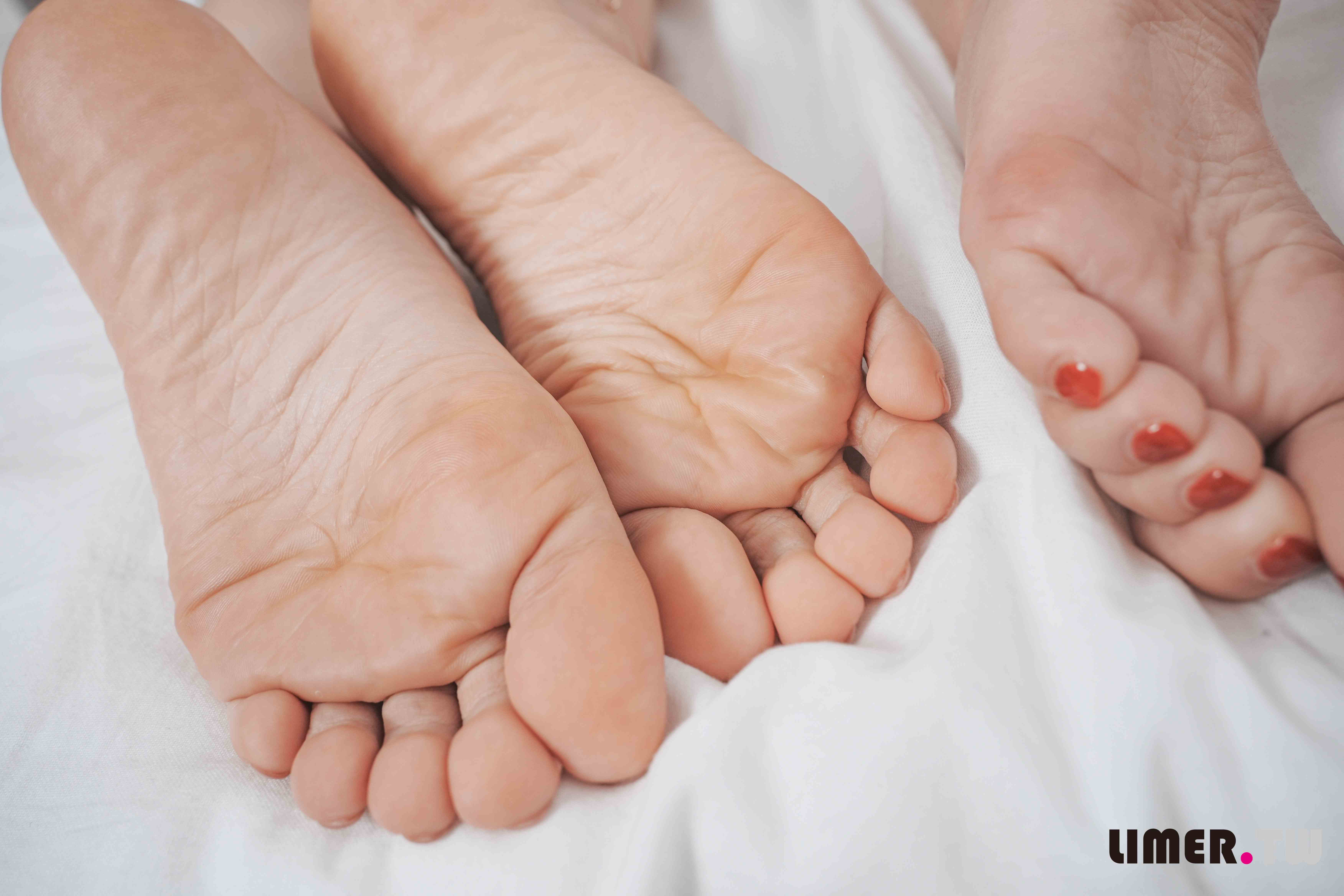 China Beauty Legs and feet 619