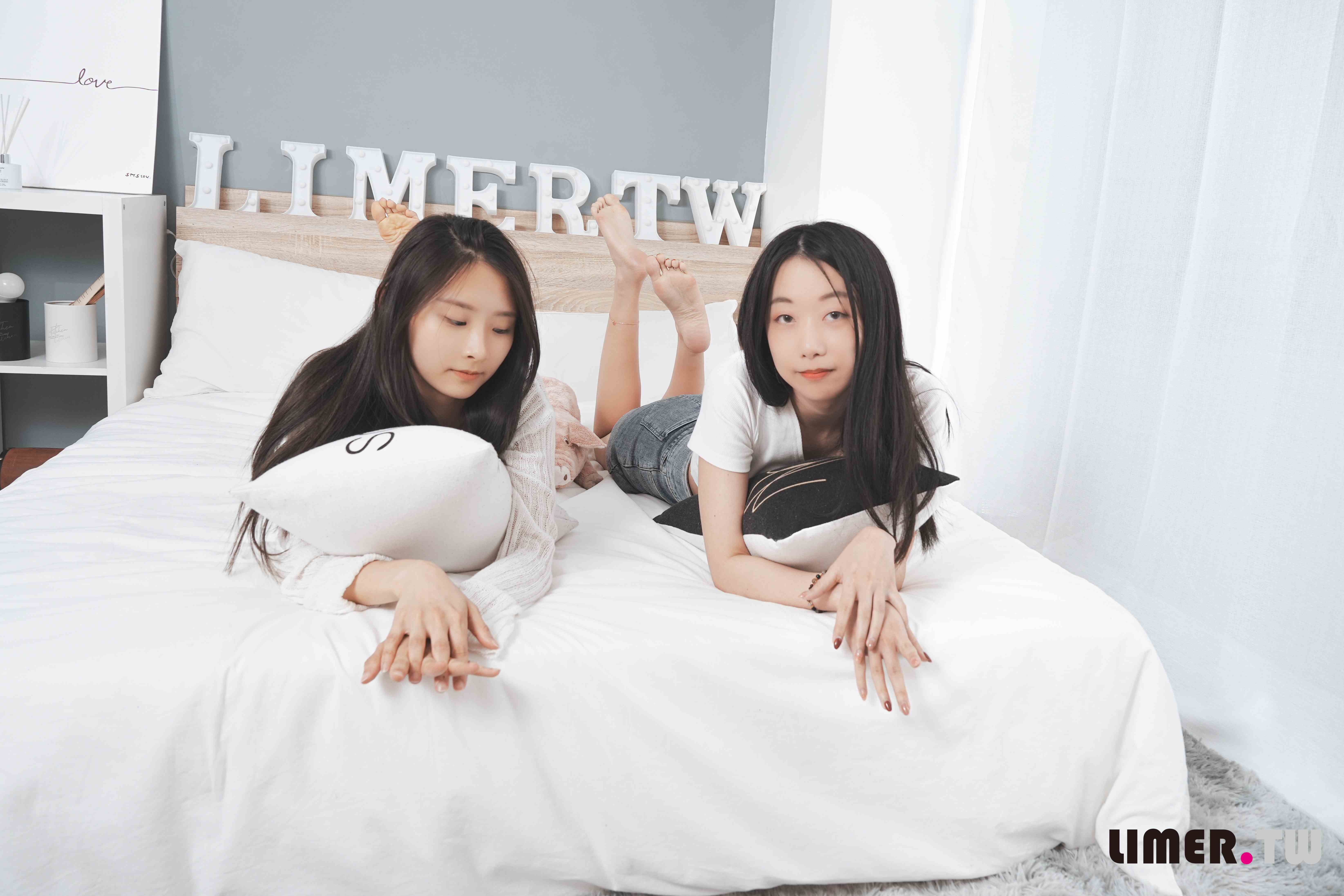 China Beauty Legs and feet 619