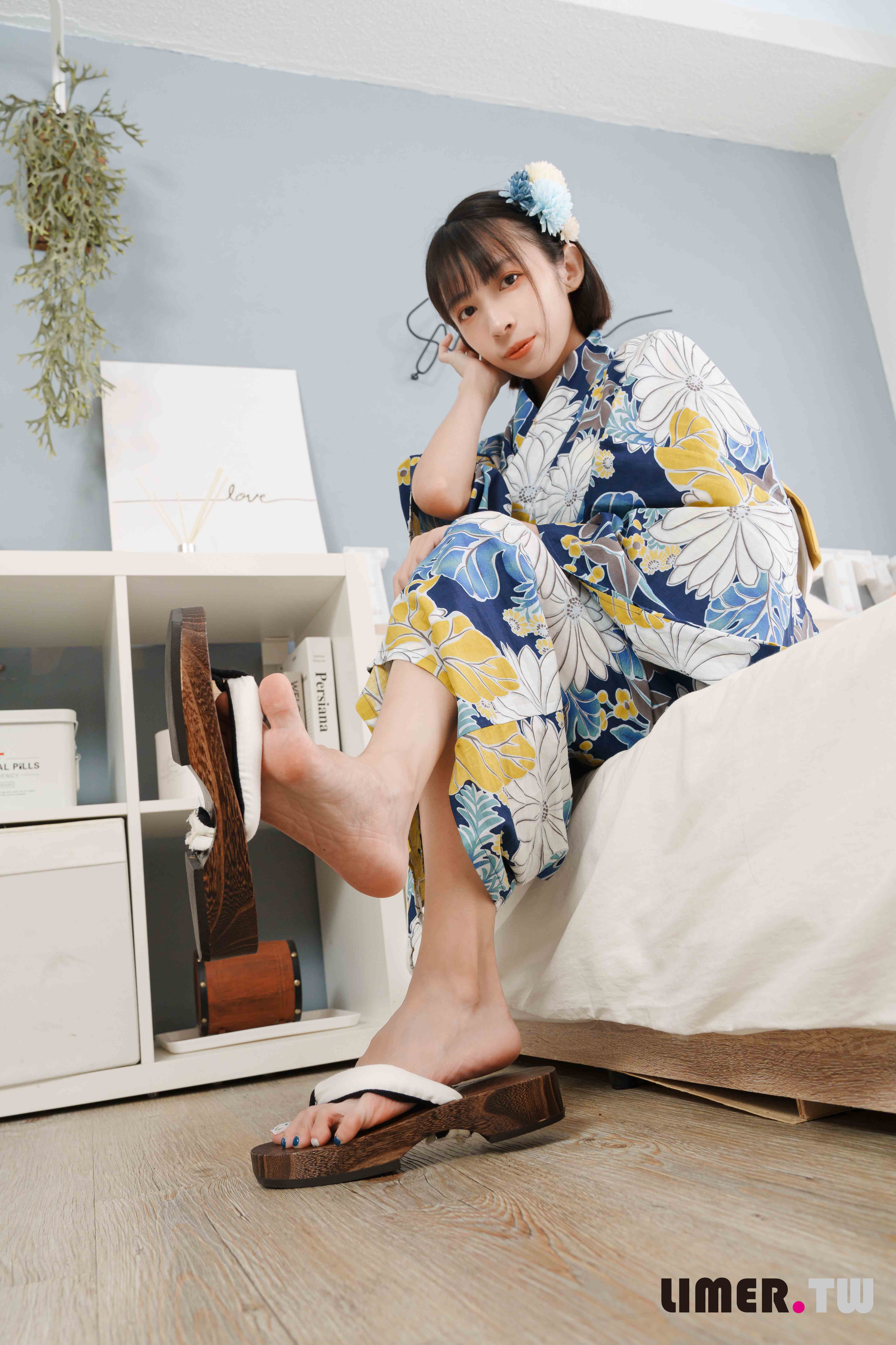 China Beauty Legs and feet 620