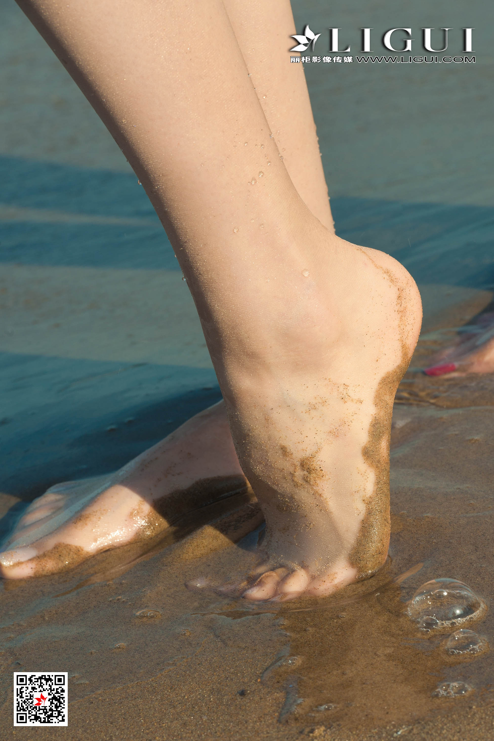 Foot Fetish Twin Flowers 59