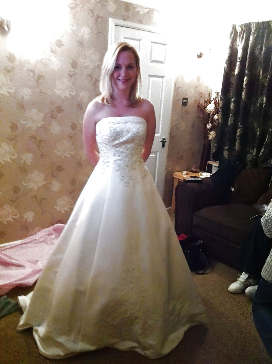 UK Mum Carrie Expsed