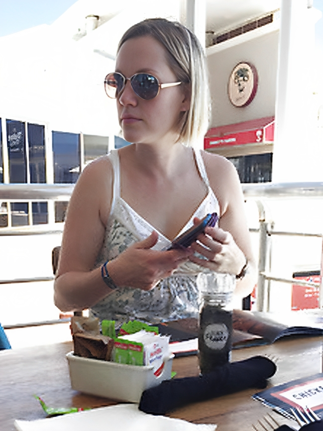 UK Mum Carrie Expsed