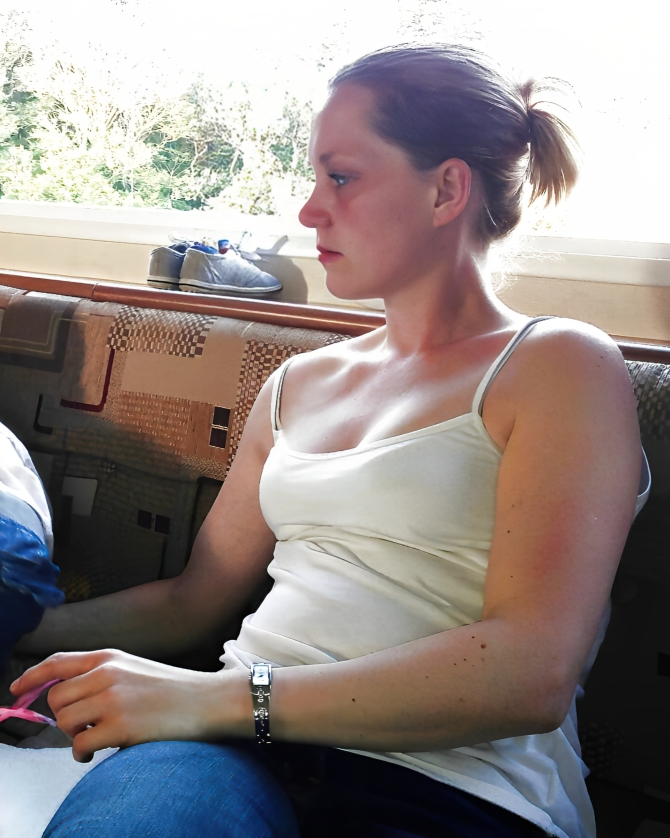 UK Mum Carrie Expsed