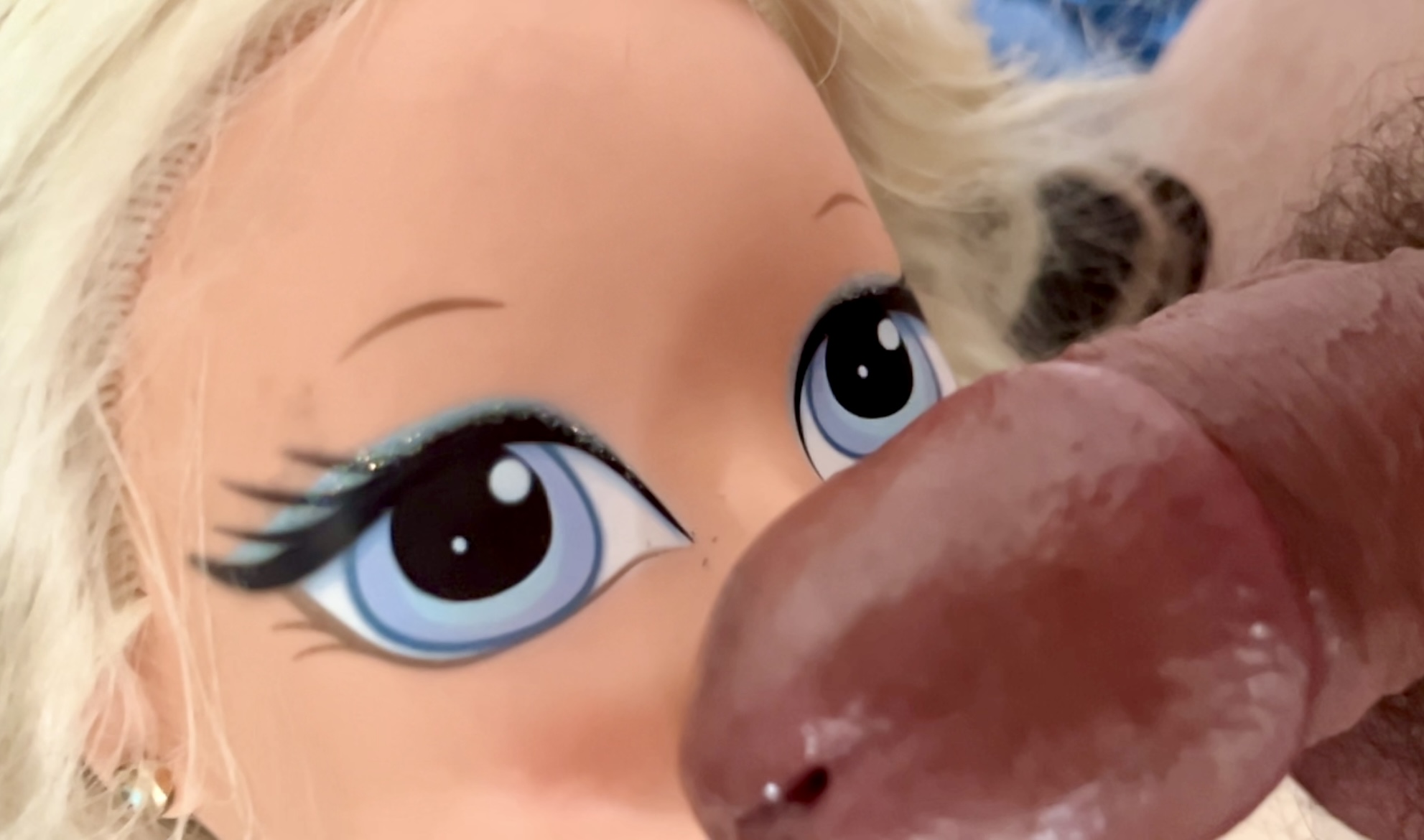 Smelly blonde second handstore doll fist asshole and facial