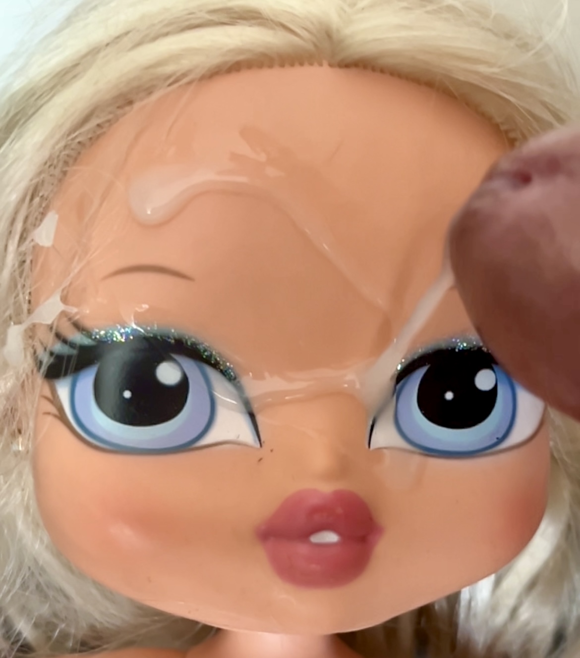 Smelly blonde second handstore doll fist asshole and facial