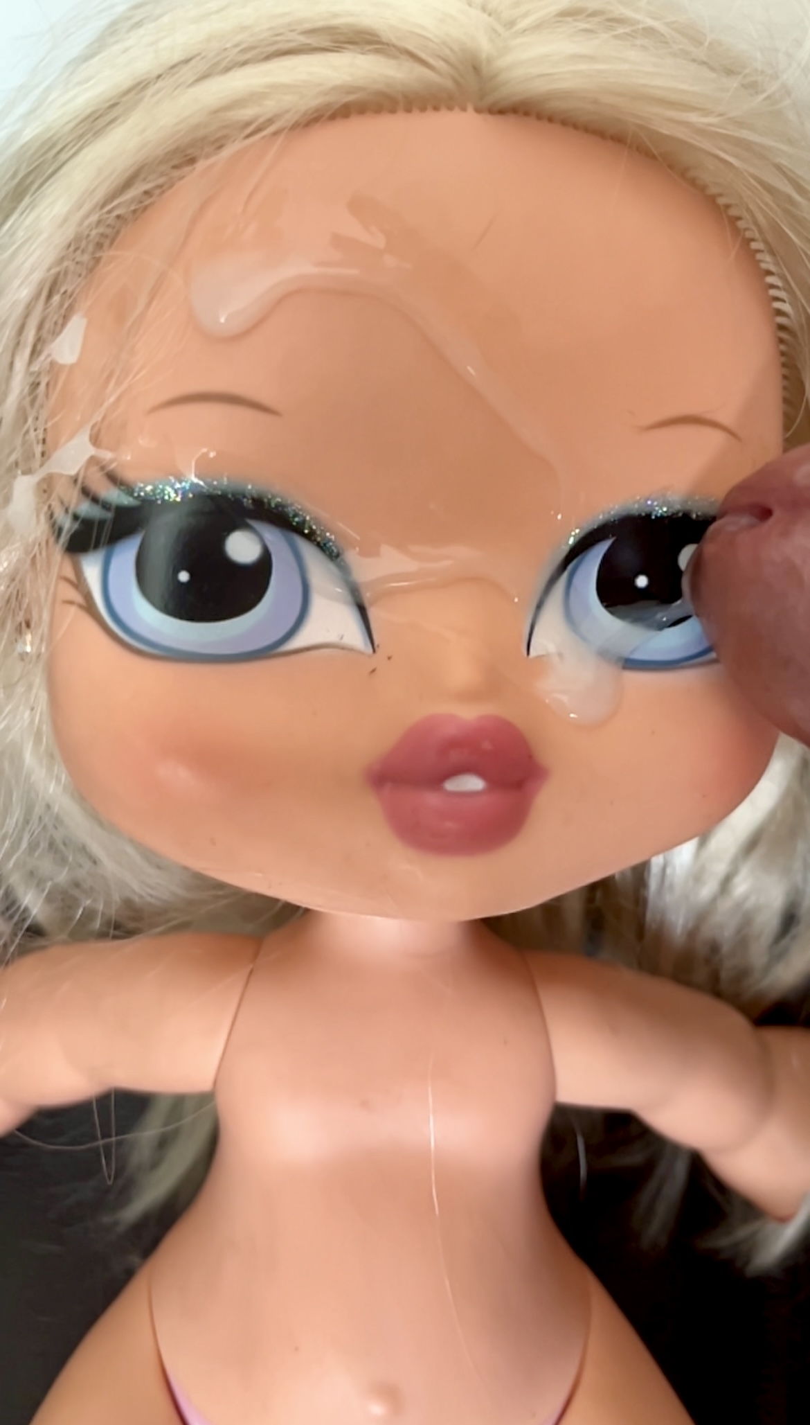 Smelly blonde second handstore doll fist asshole and facial