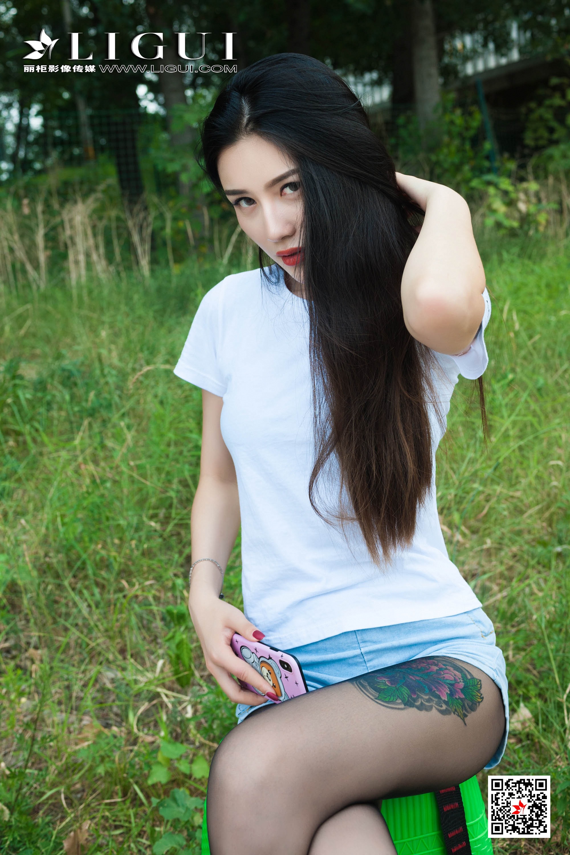 Foot Fetish Twin Flowers 60