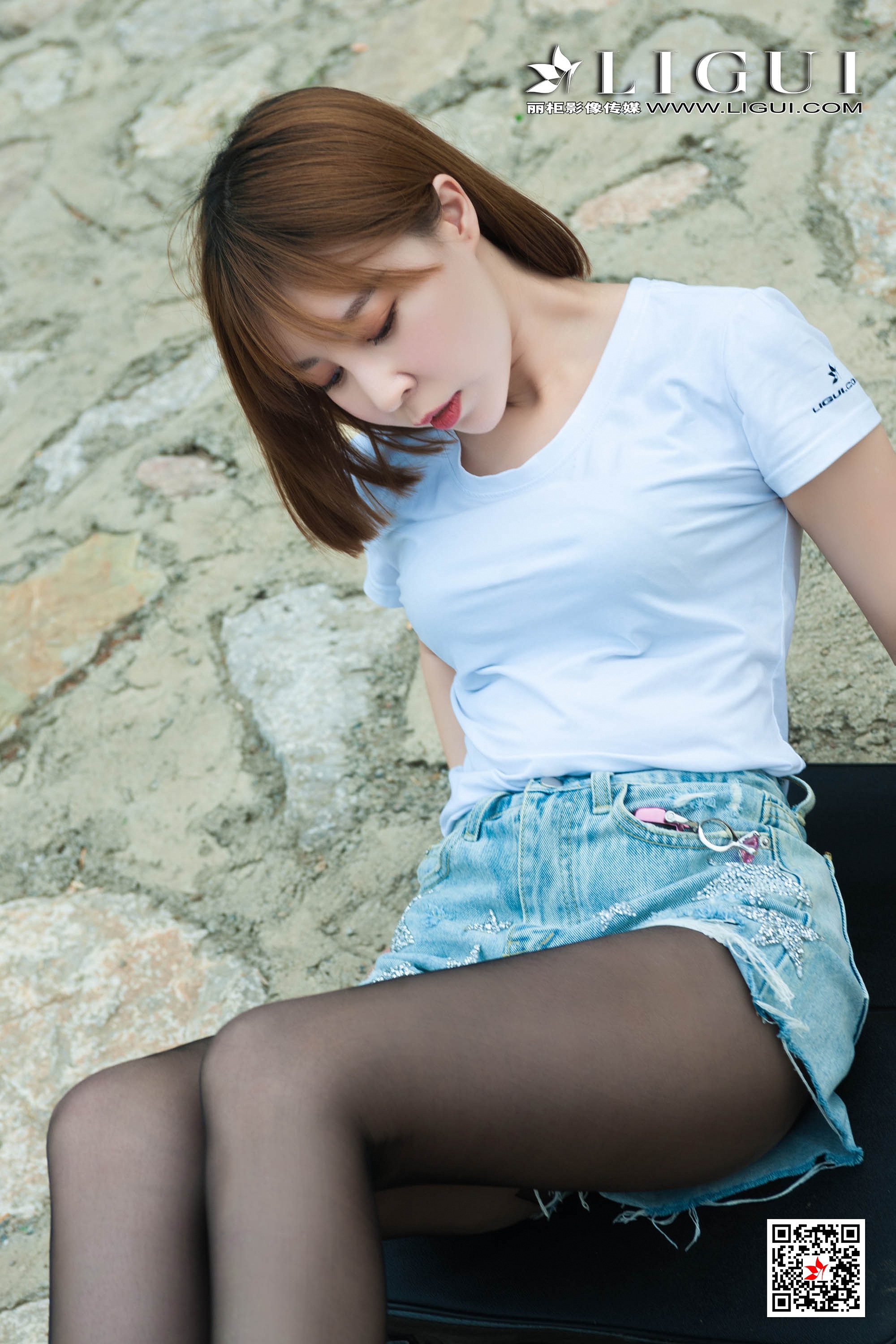 Foot Fetish Twin Flowers 60