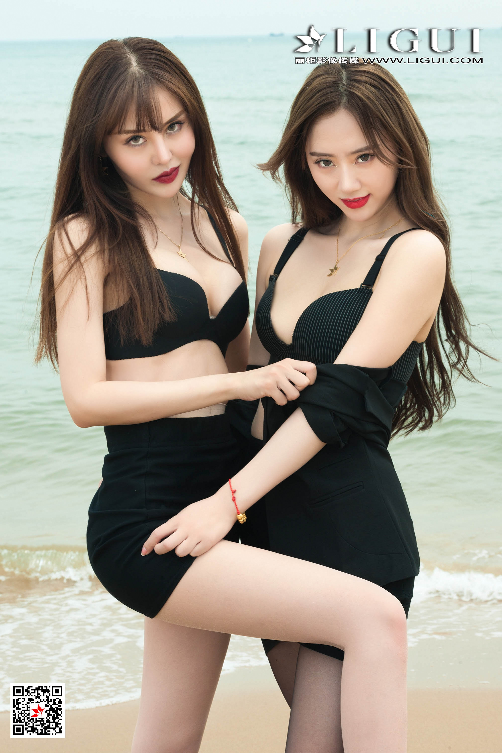 Foot Fetish Twin Flowers 61