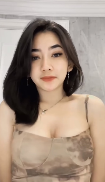 looking makes it hot_87