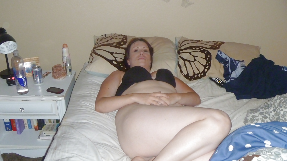 Kirstin ward spreading pussy posing nude