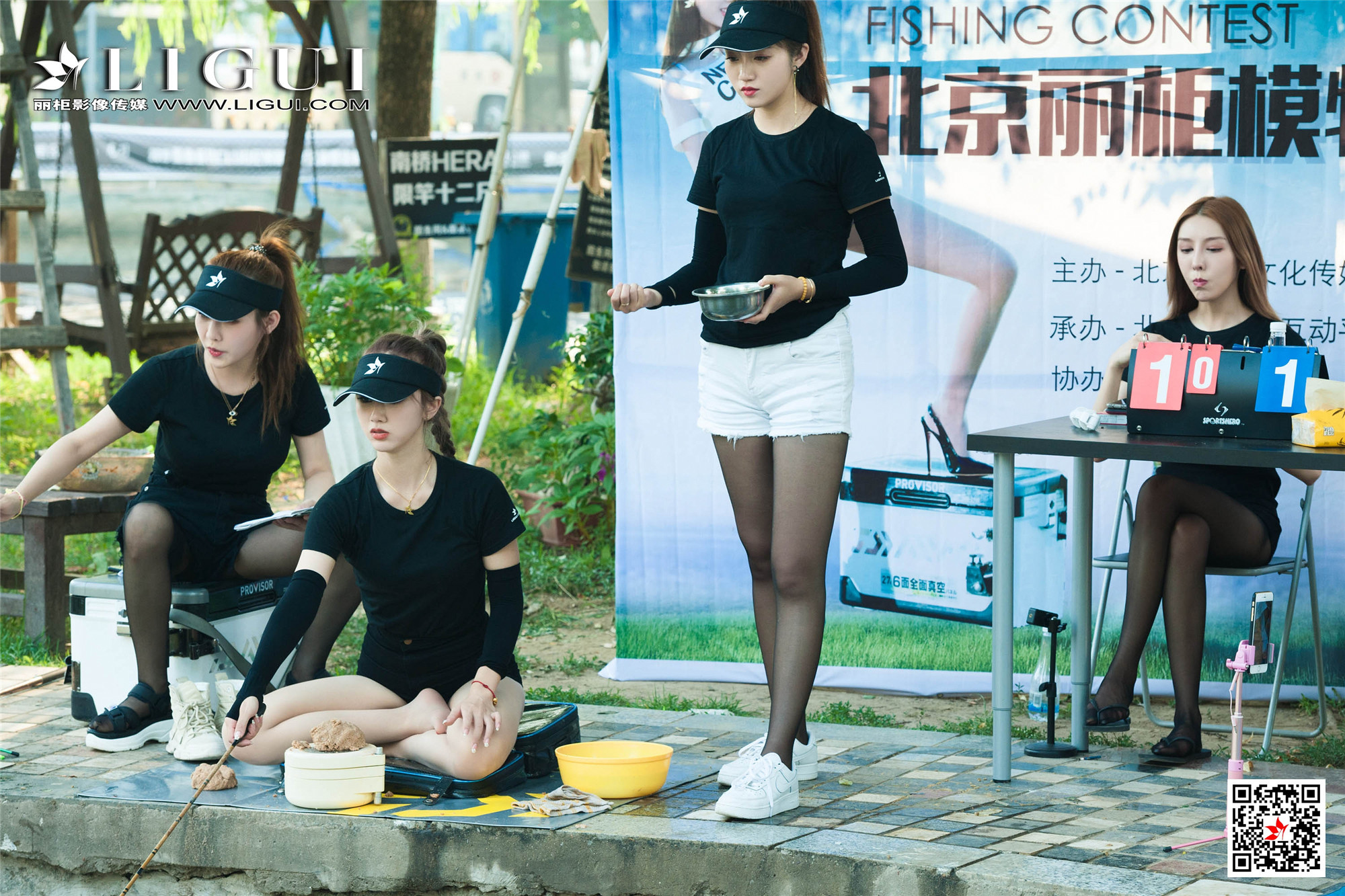 Foot Fetish Twin Flowers 62