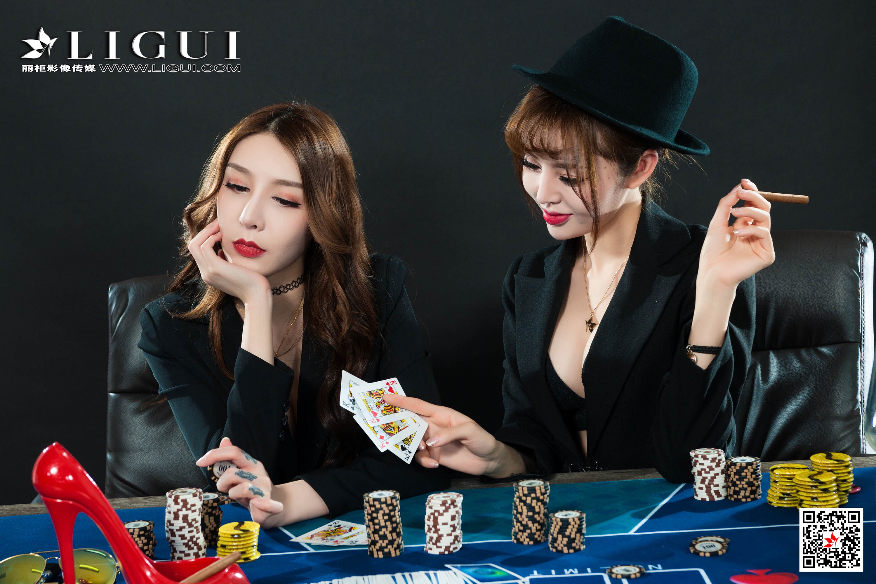 Foot Fetish Twin Flowers 65