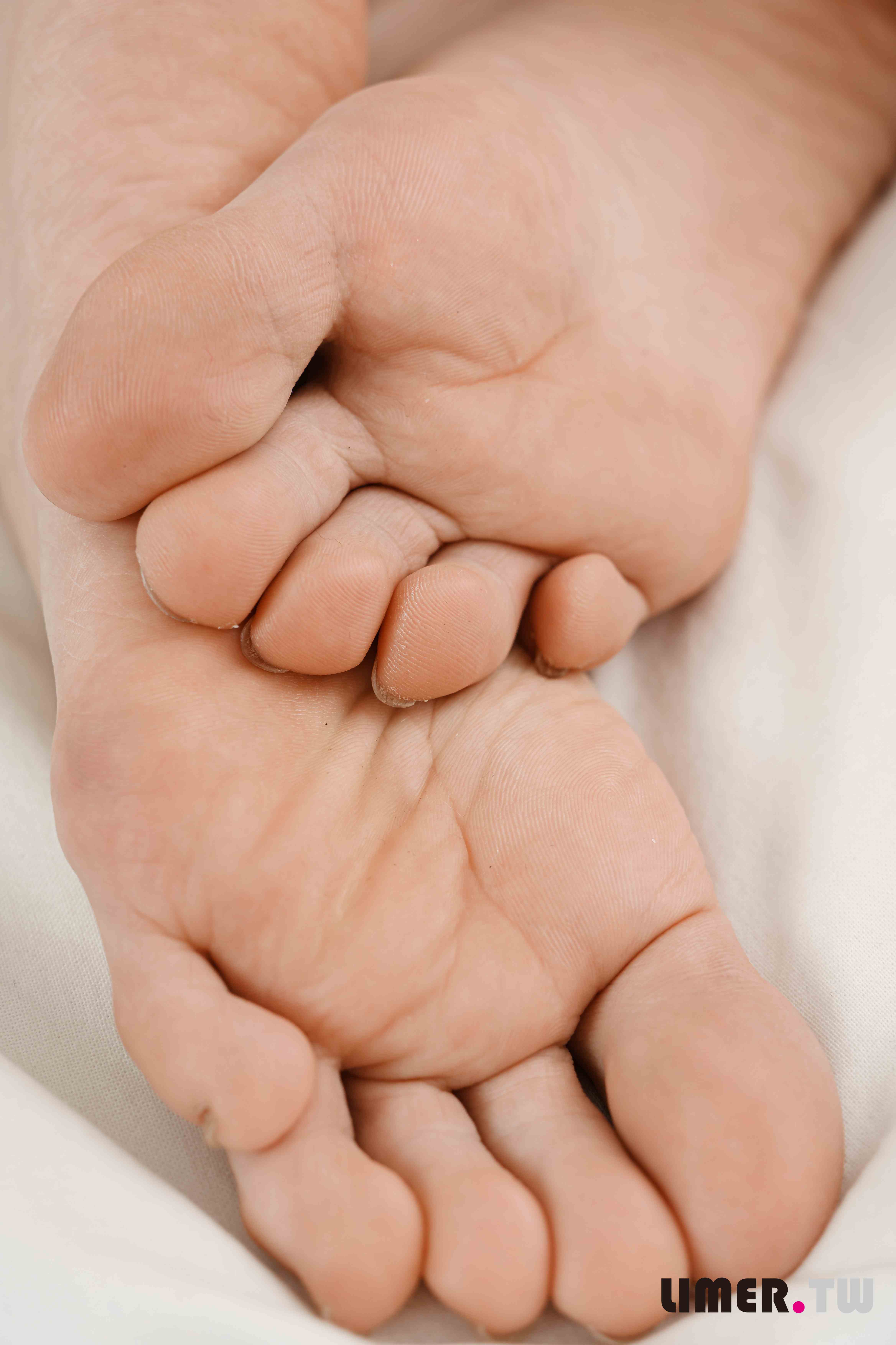 China Beauty Legs and feet 630