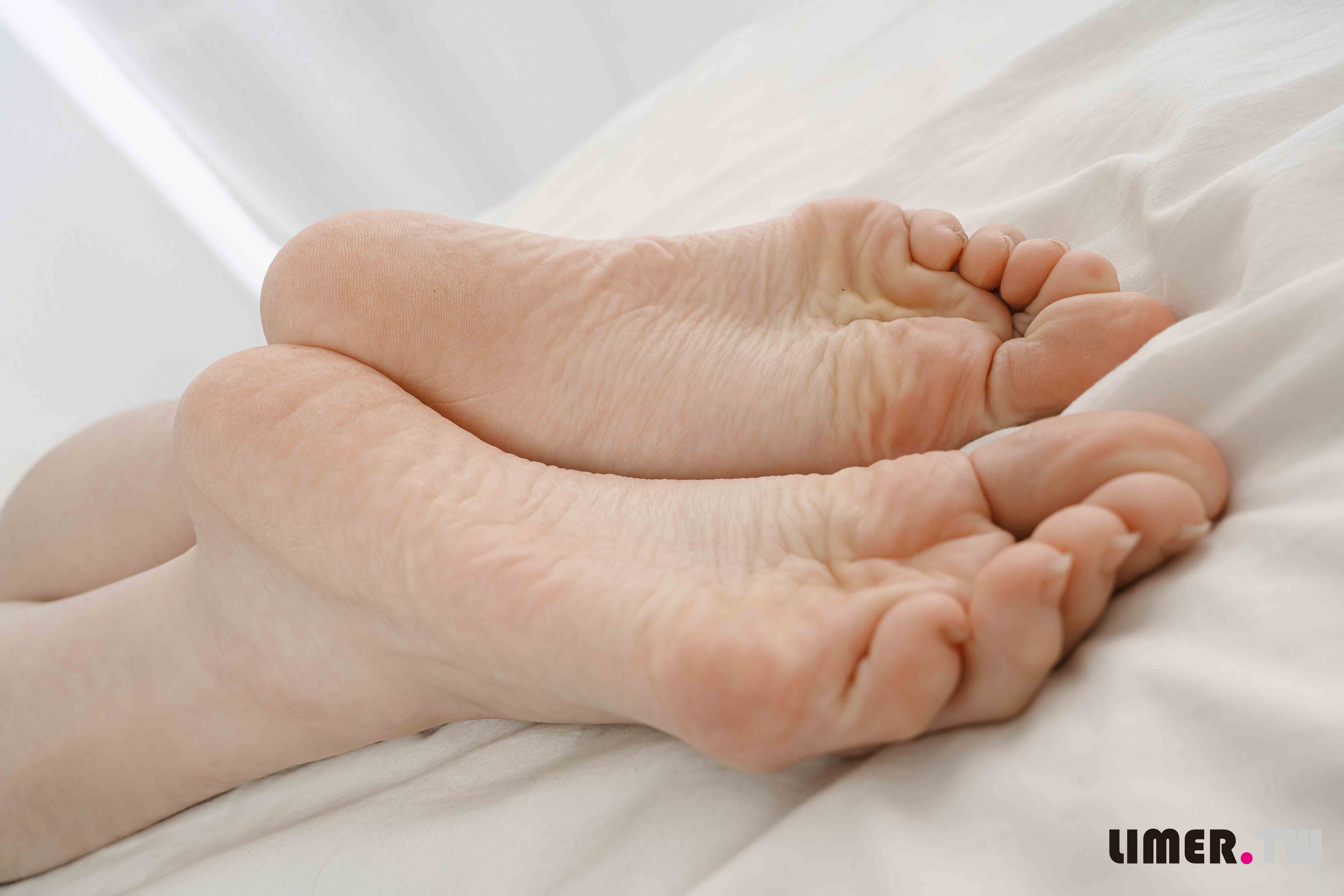 China Beauty Legs and feet 630