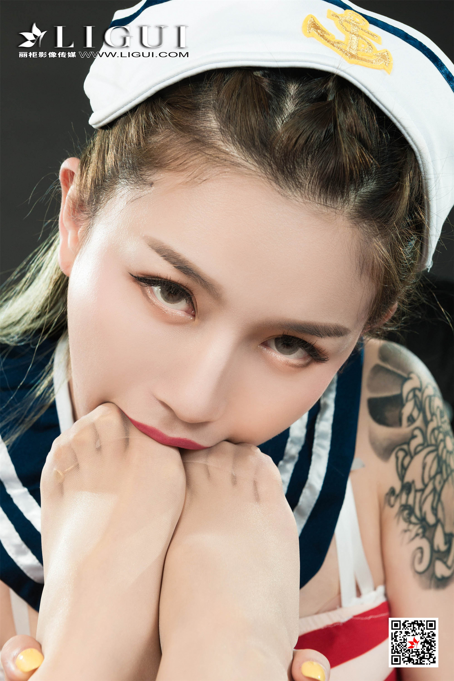 Foot Fetish Twin Flowers 66