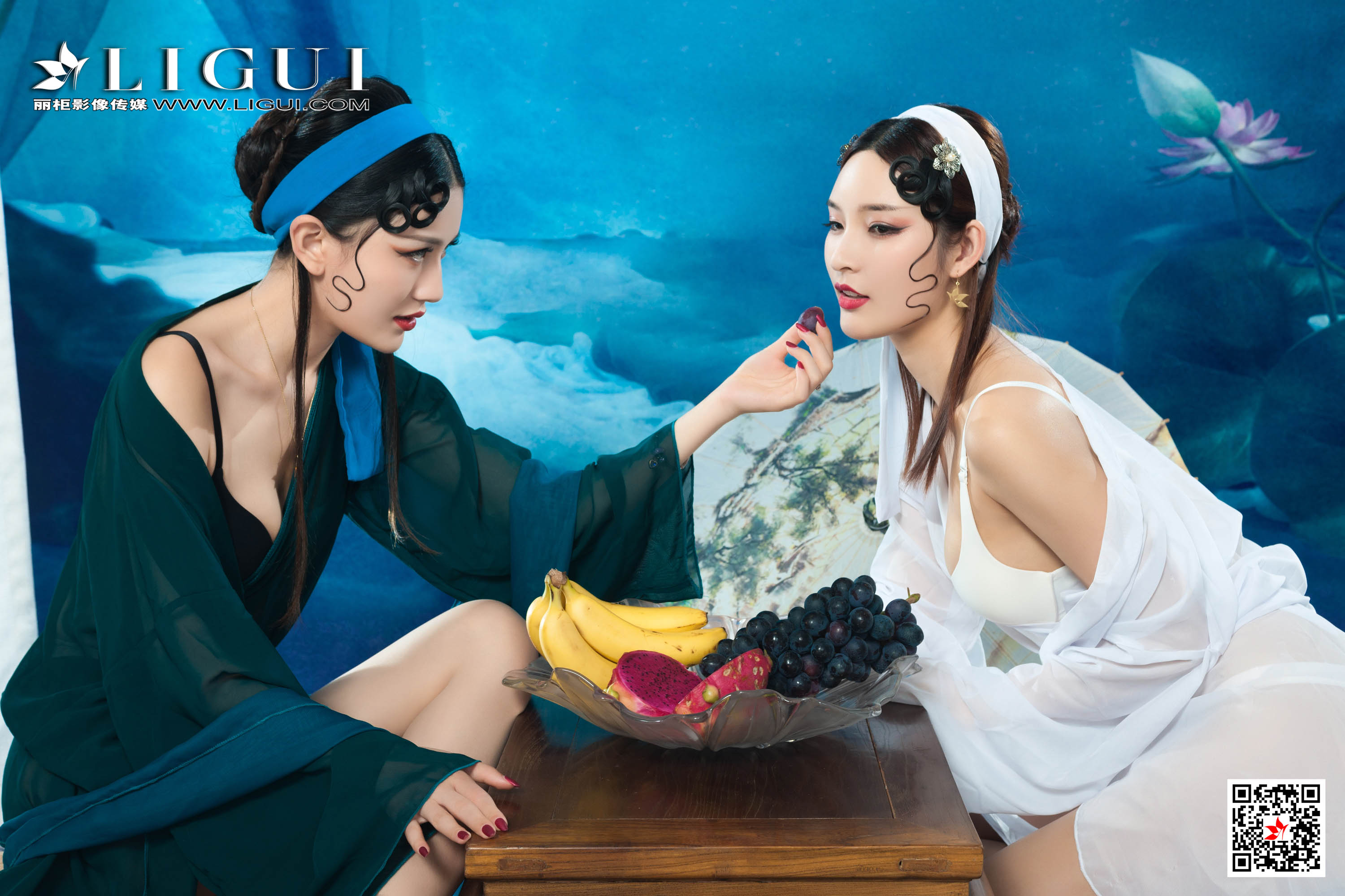 Foot Fetish Twin Flowers 67