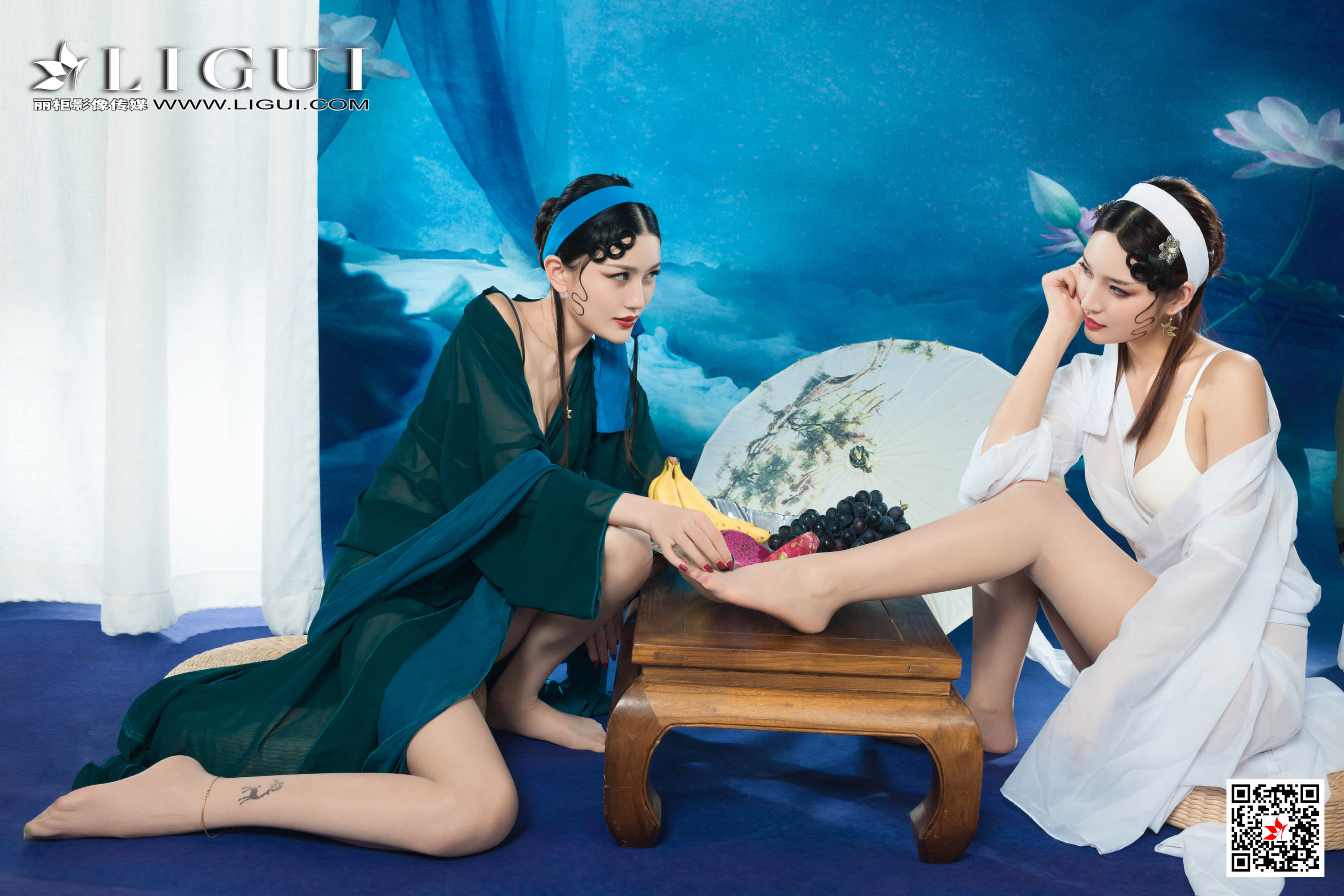 Foot Fetish Twin Flowers 67