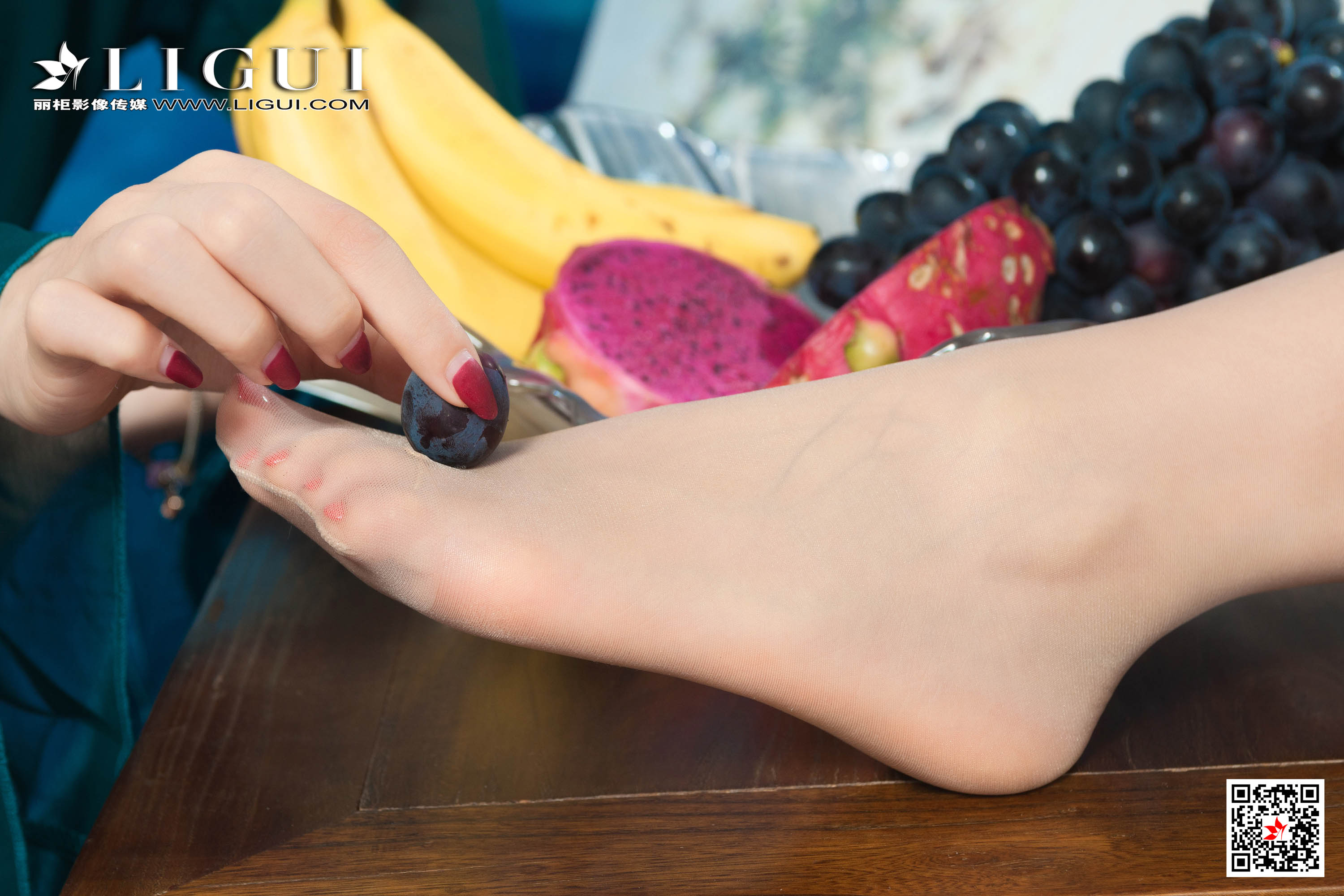 Foot Fetish Twin Flowers 67