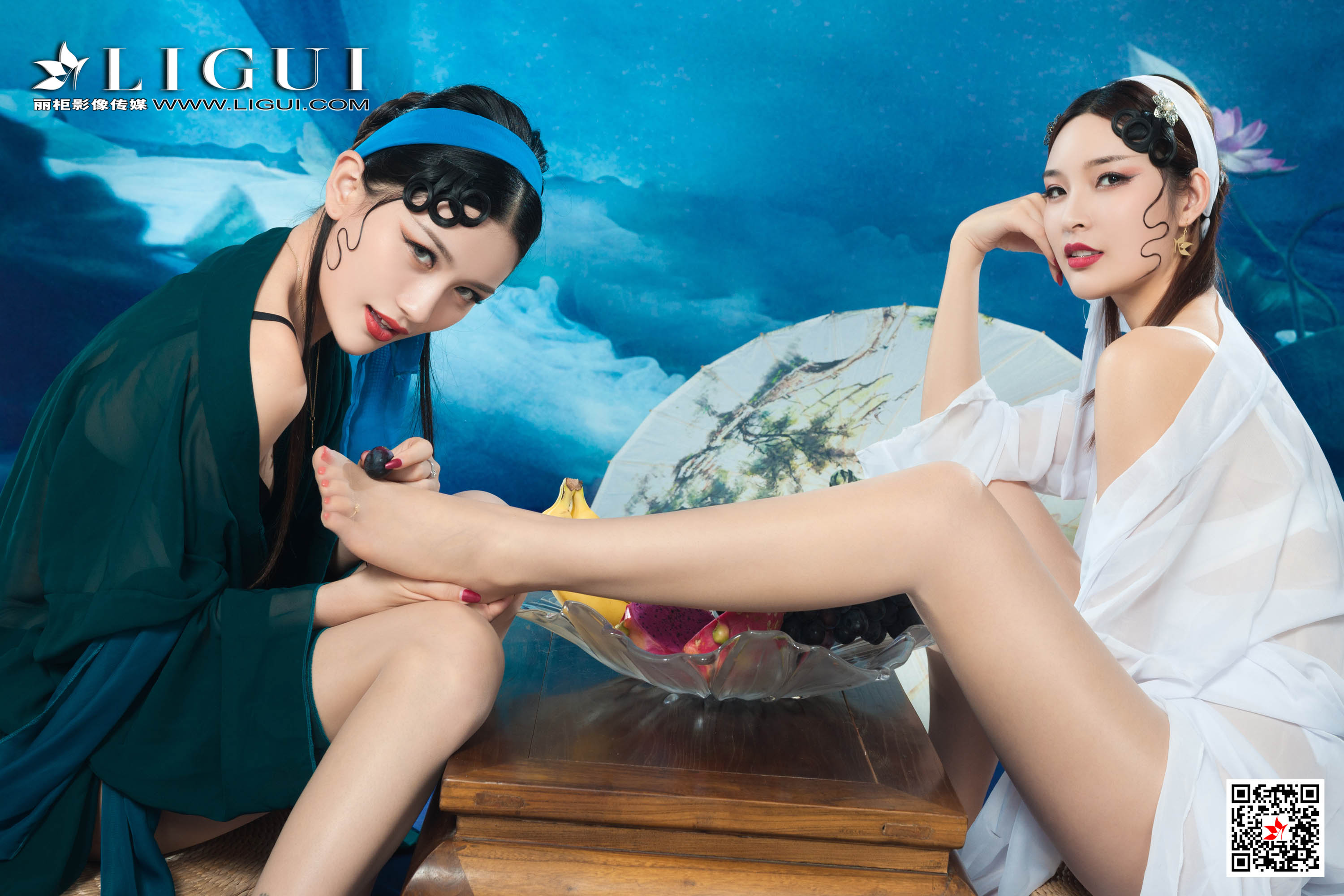 Foot Fetish Twin Flowers 67