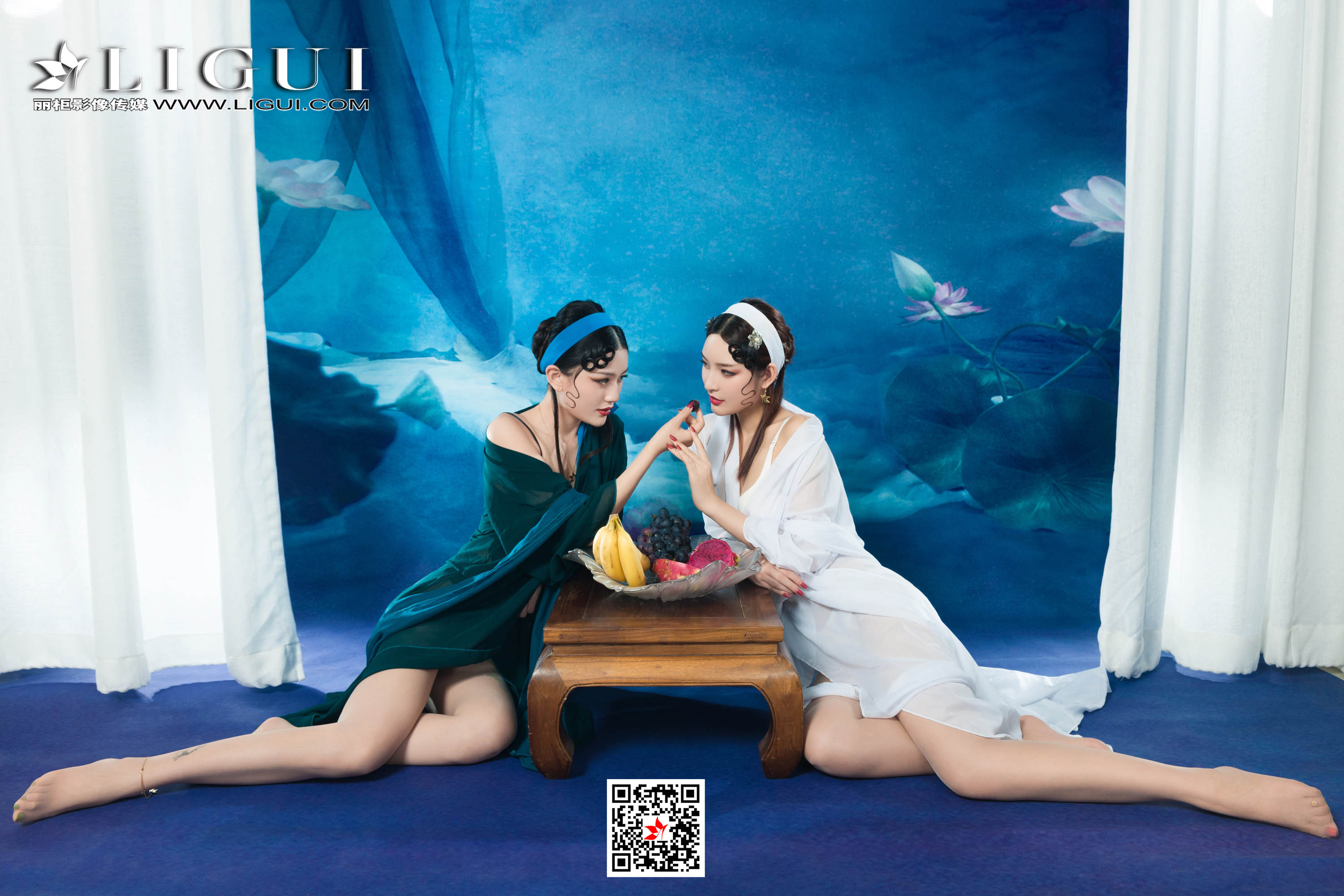 Foot Fetish Twin Flowers 67