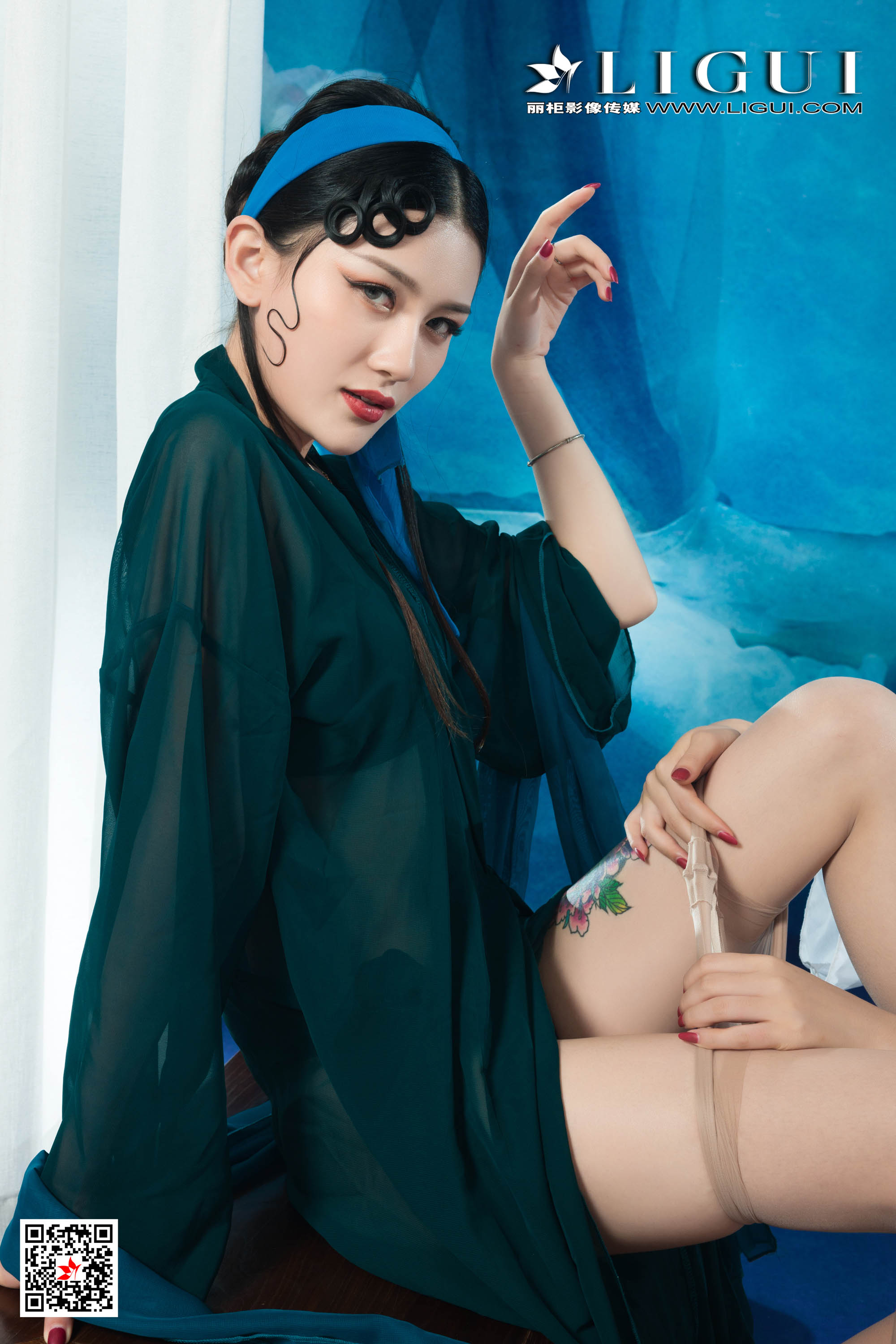 Foot Fetish Twin Flowers 67