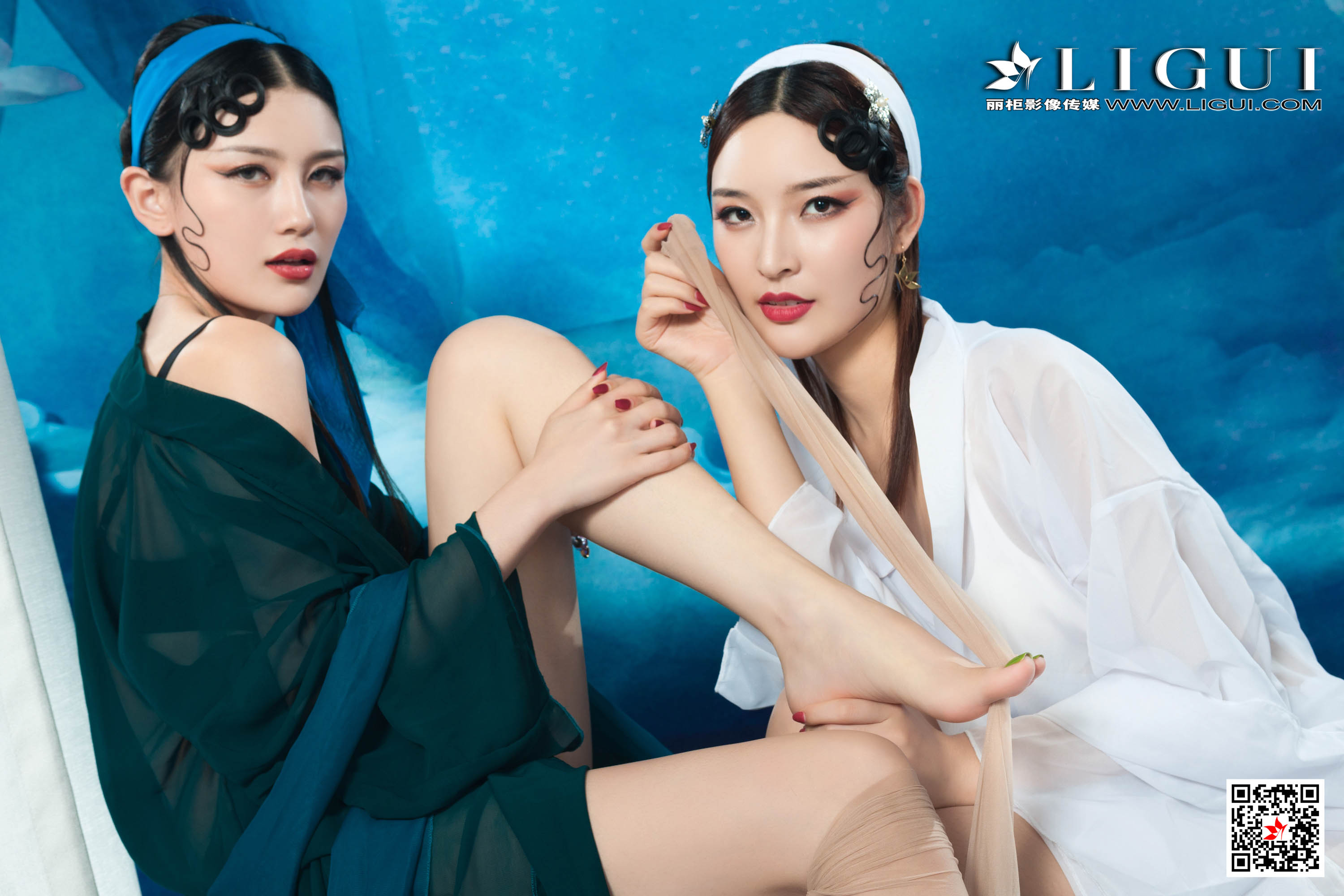 Foot Fetish Twin Flowers 67