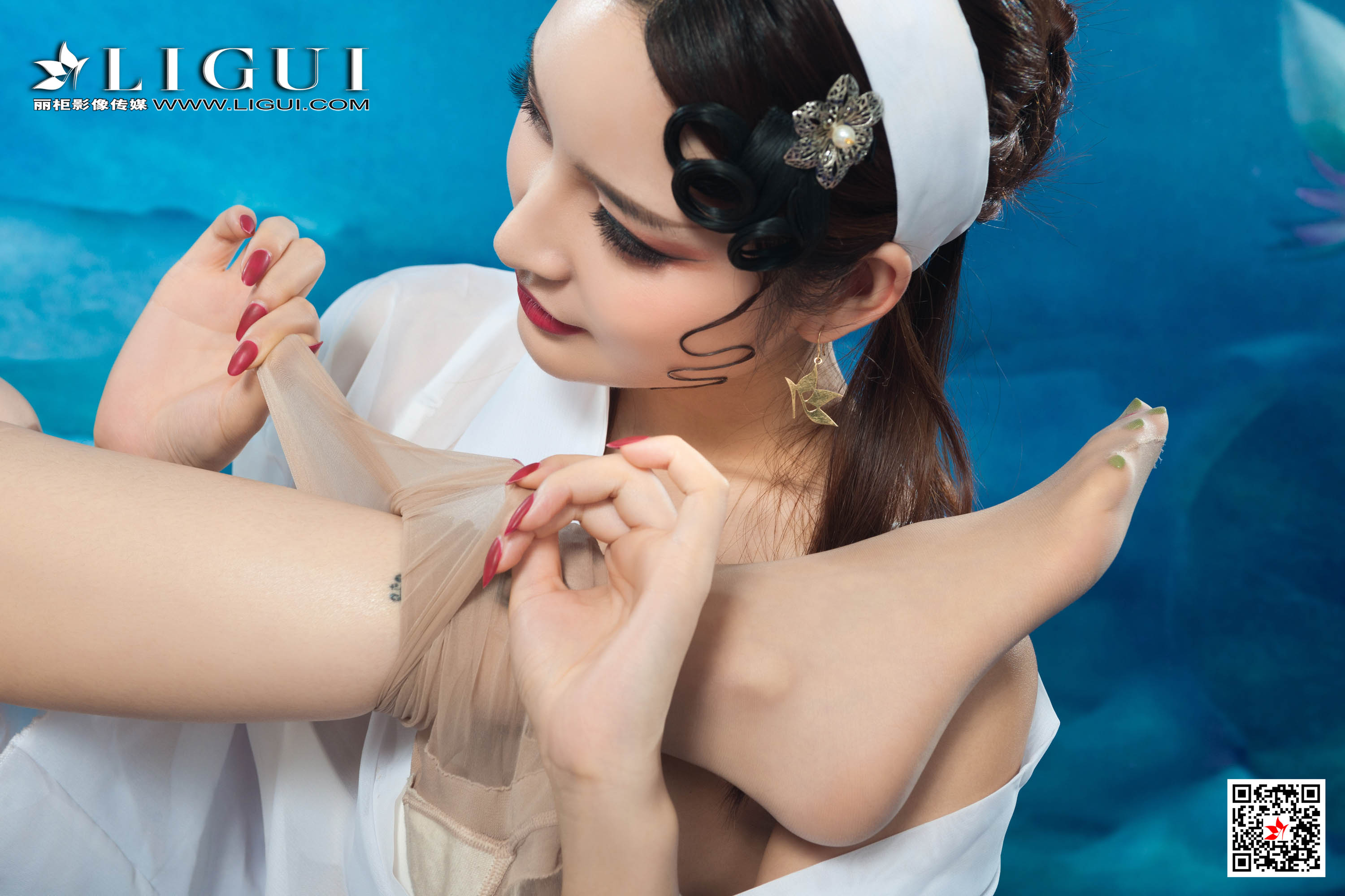 Foot Fetish Twin Flowers 67