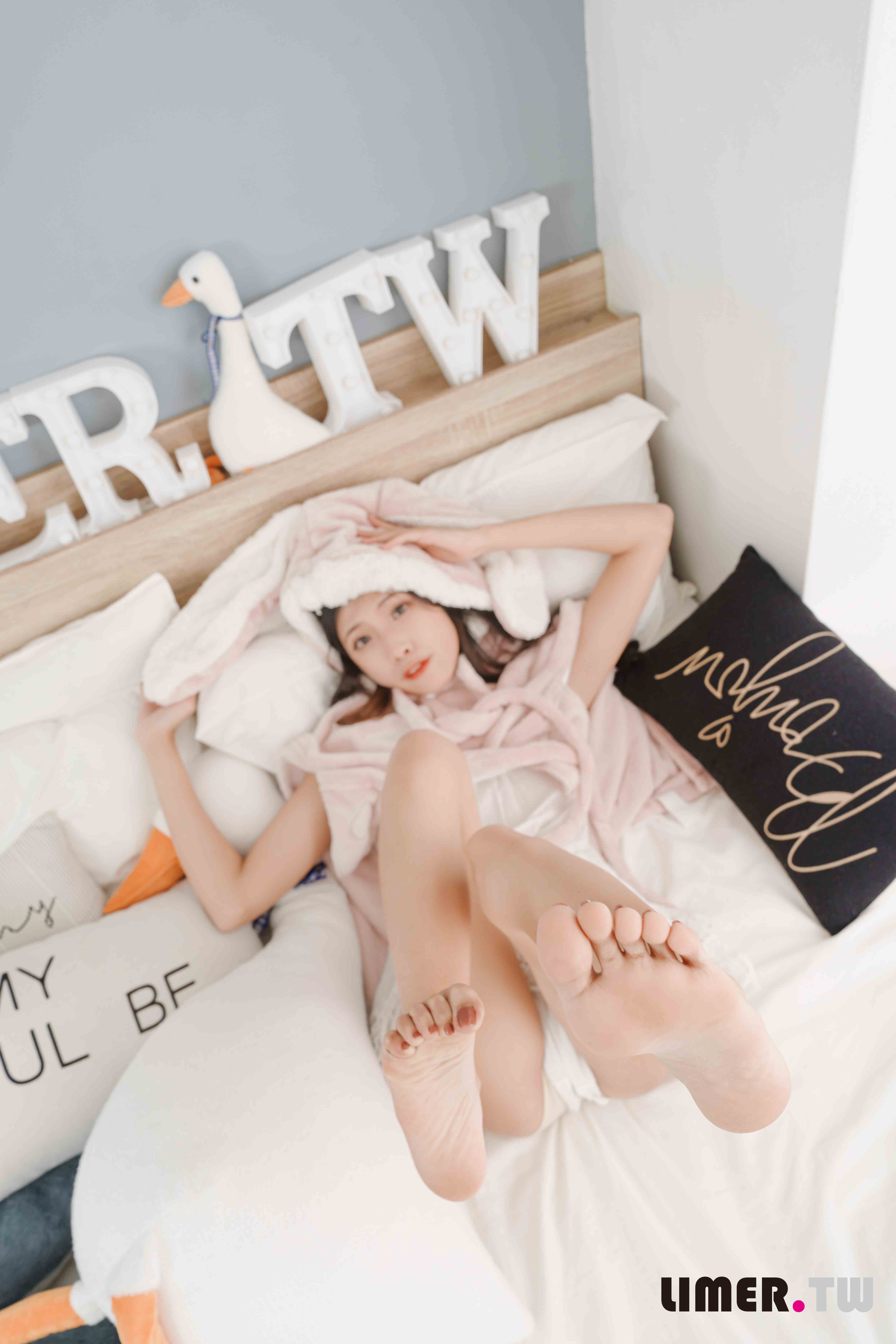 China Beauty Legs and feet 632