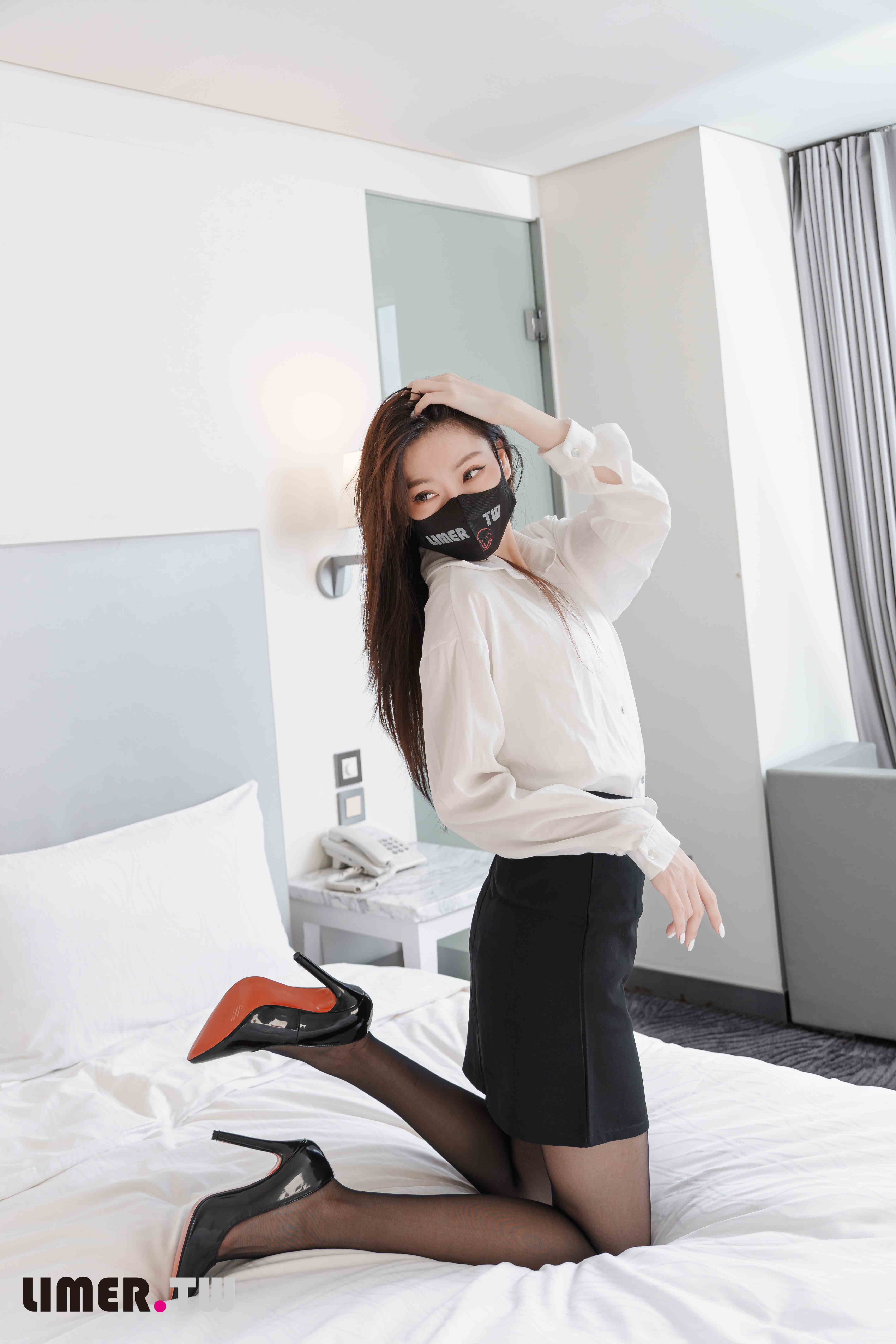 China Beauty Legs and feet 636