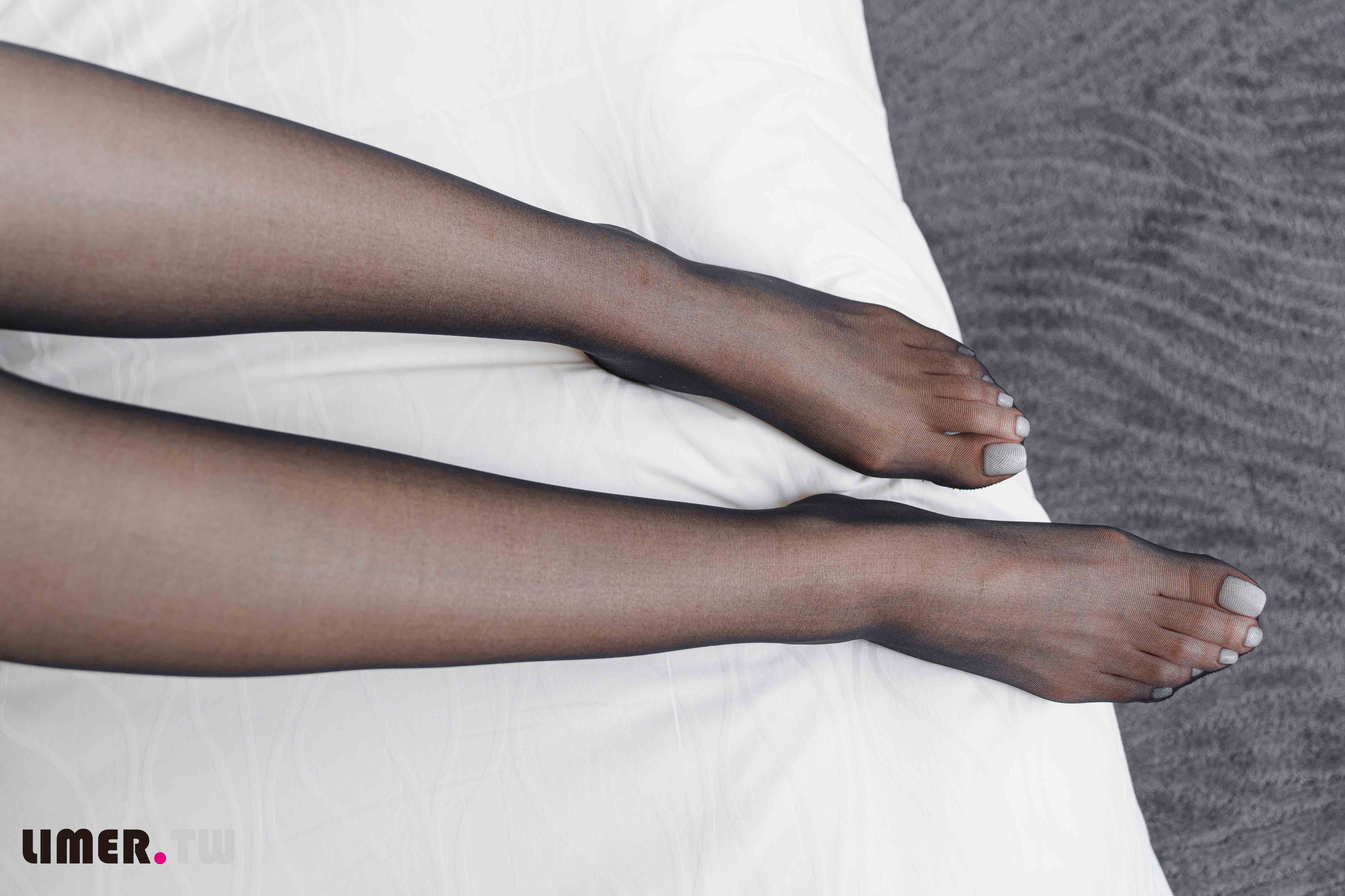 China Beauty Legs and feet 636