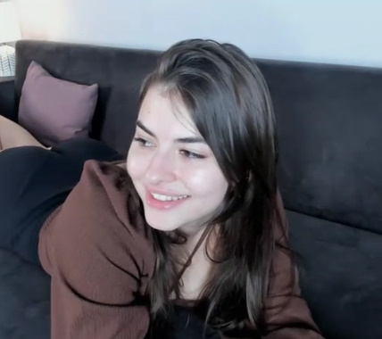 looking makes it hot_107