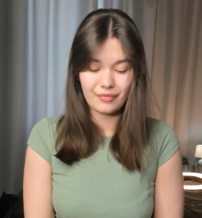 looking makes it hot_109